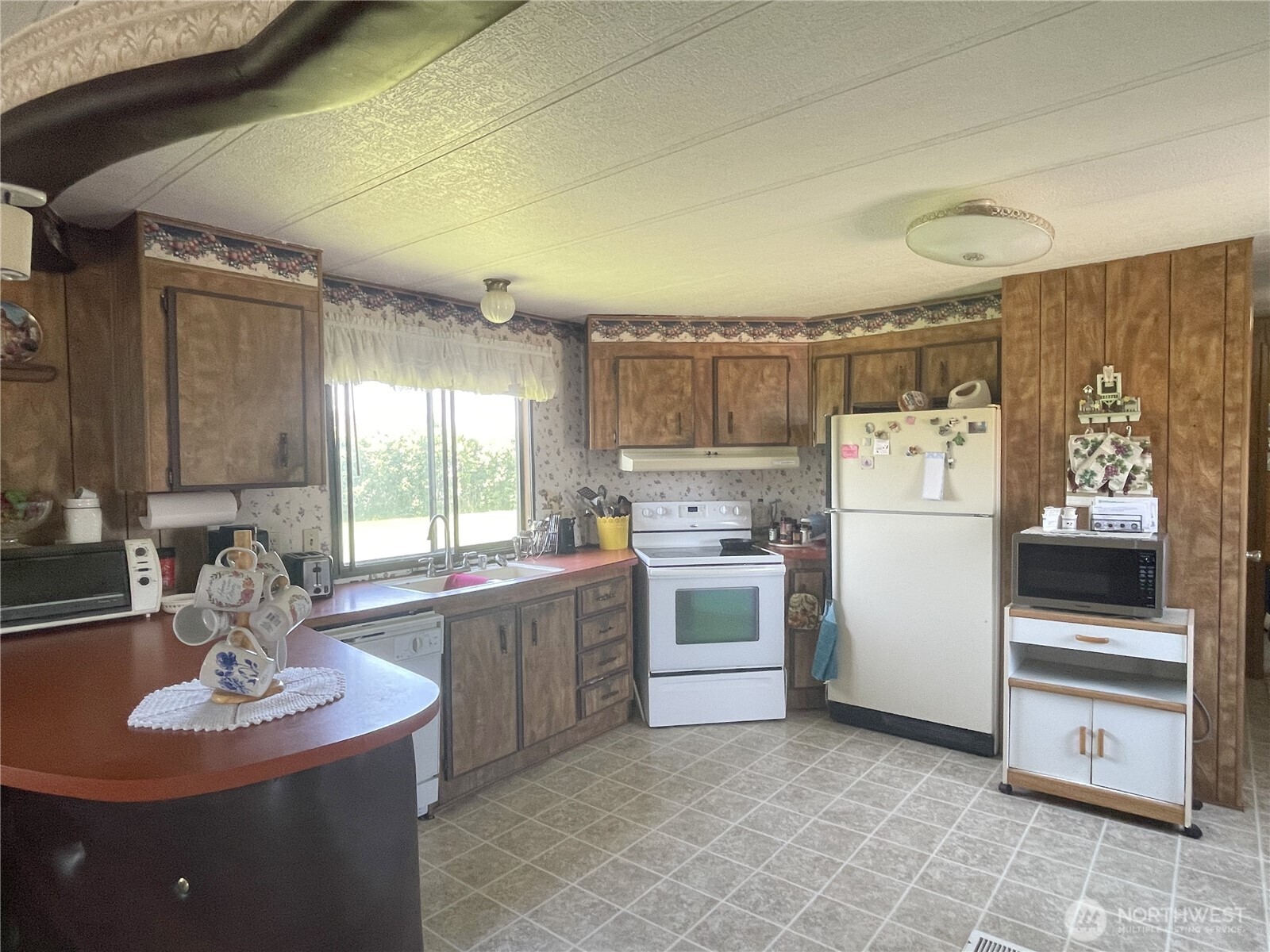 4283 Ne Wenatchee Drive Property Photo 10
