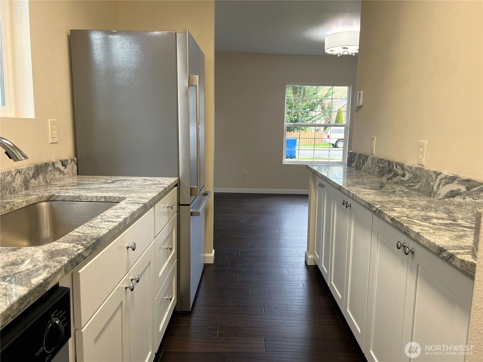 14721 Portland Avenue Property Photo 12