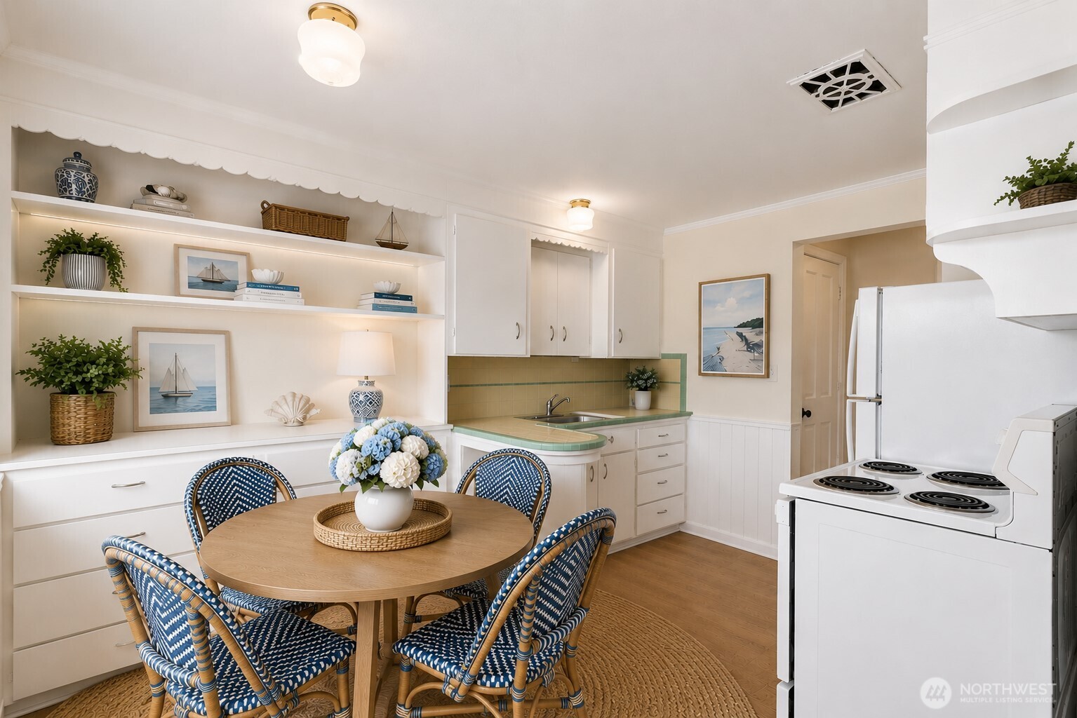 3604 Beach Drive Property Photo 12