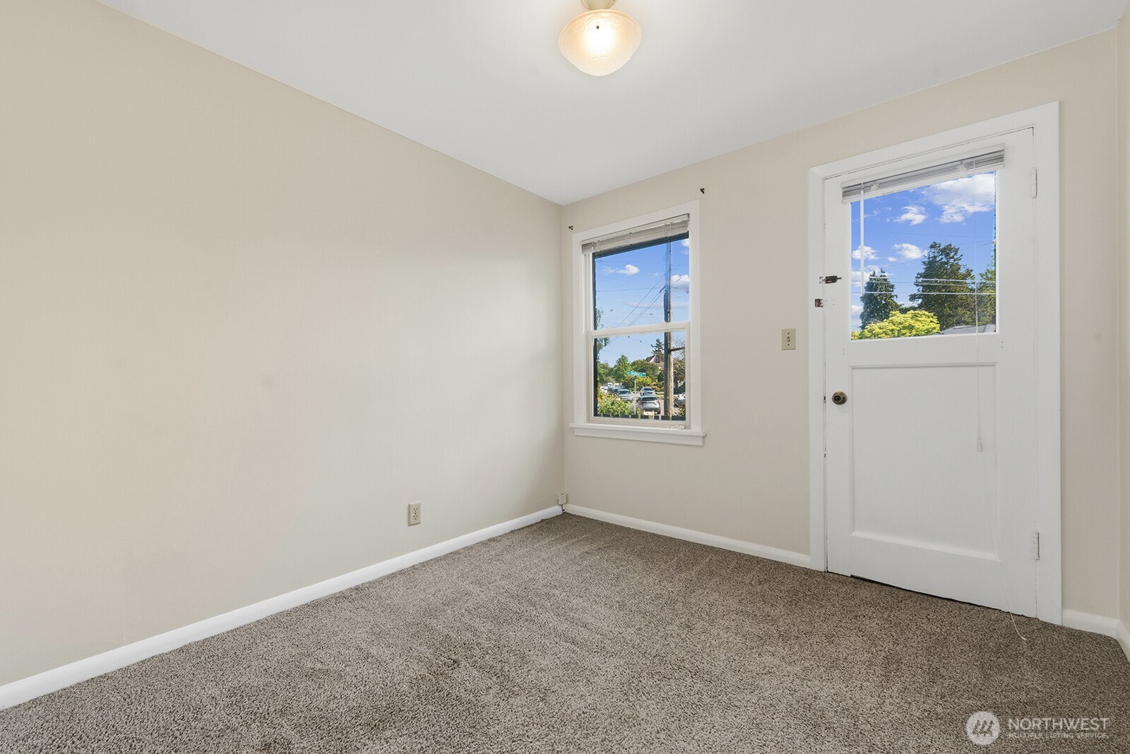 3604 Beach Drive Property Photo 20