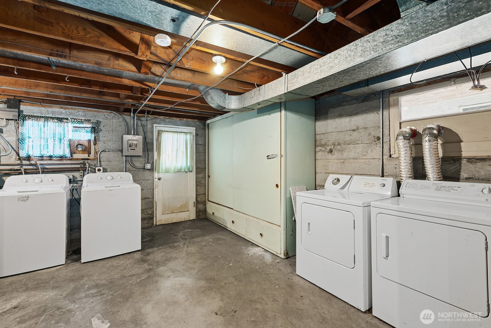 3604 Beach Drive Property Photo 23