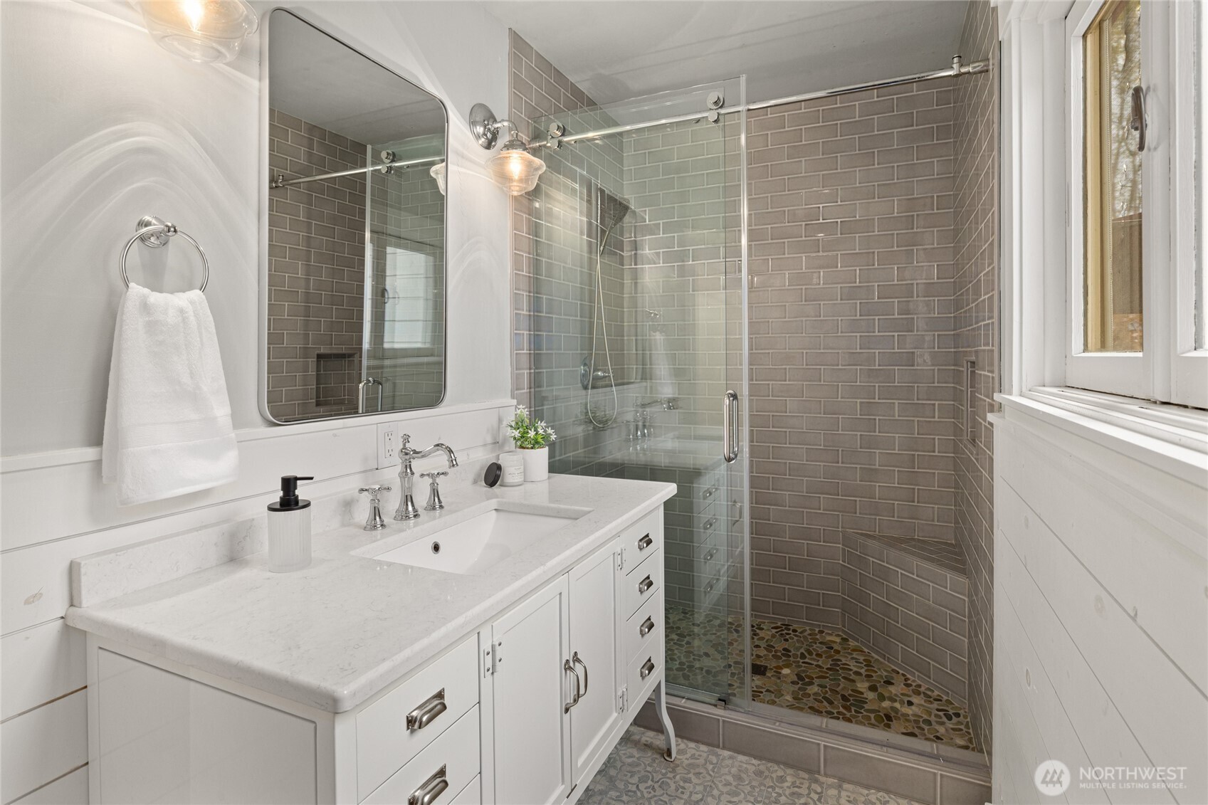 1371 Bettas Road Property Photo 18