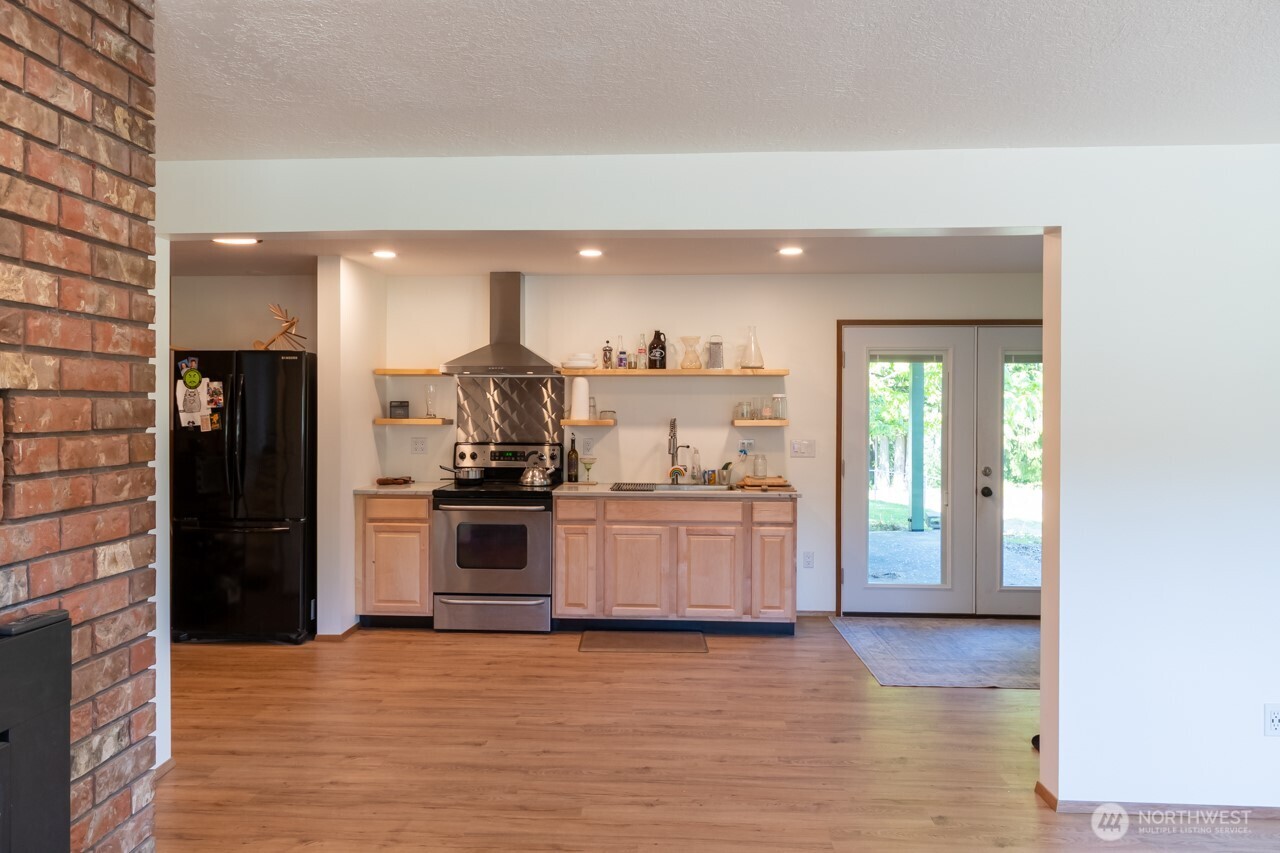 63 E Arnette Road Property Photo 19