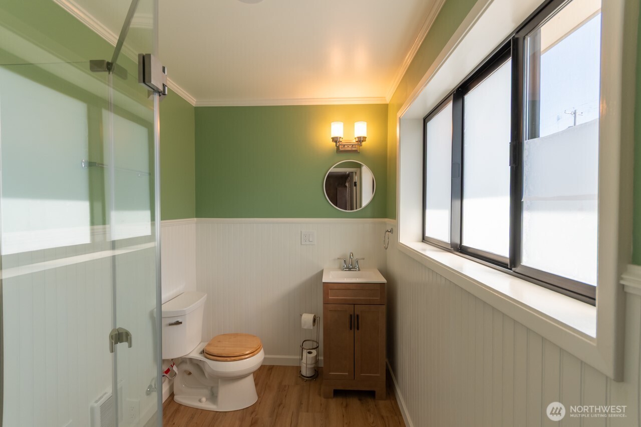 63 E Arnette Road Property Photo 22