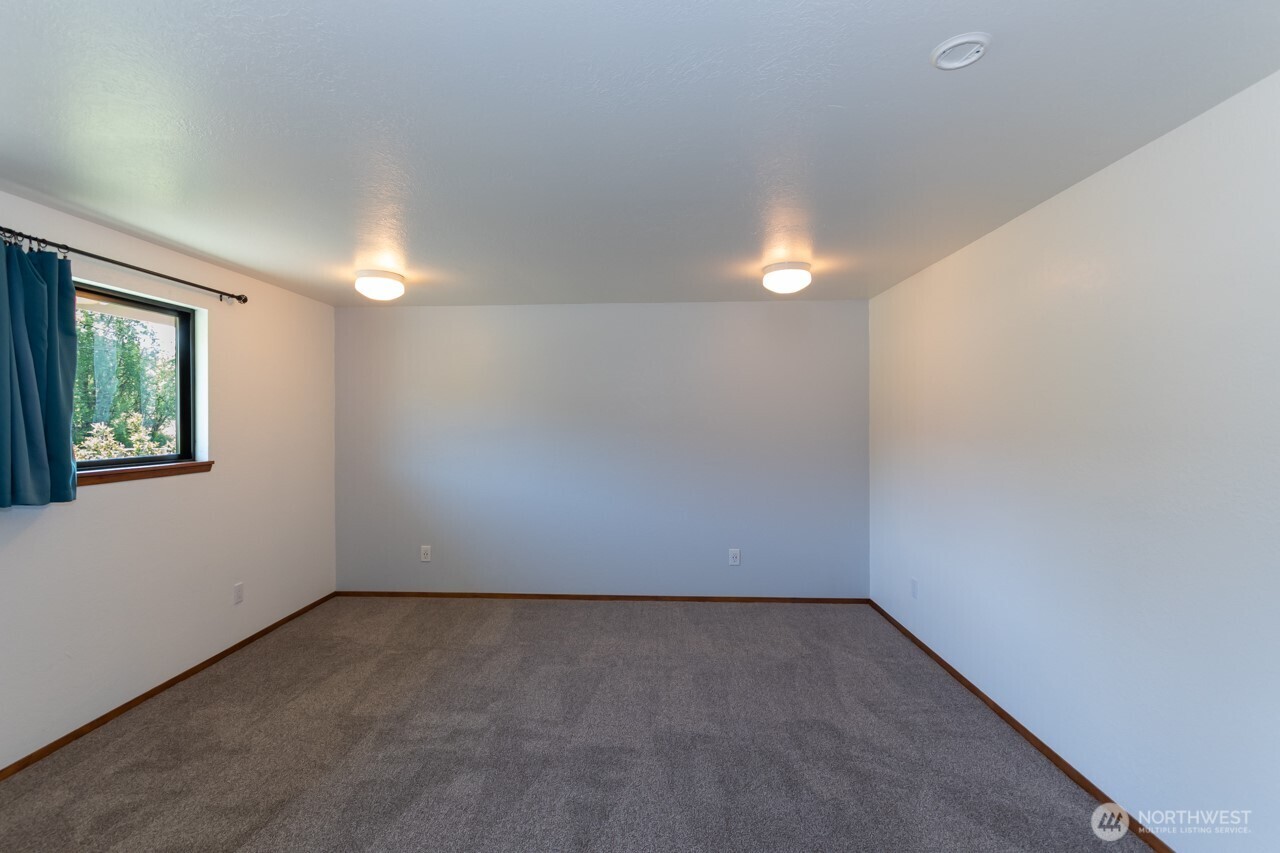 63 E Arnette Road Property Photo 26