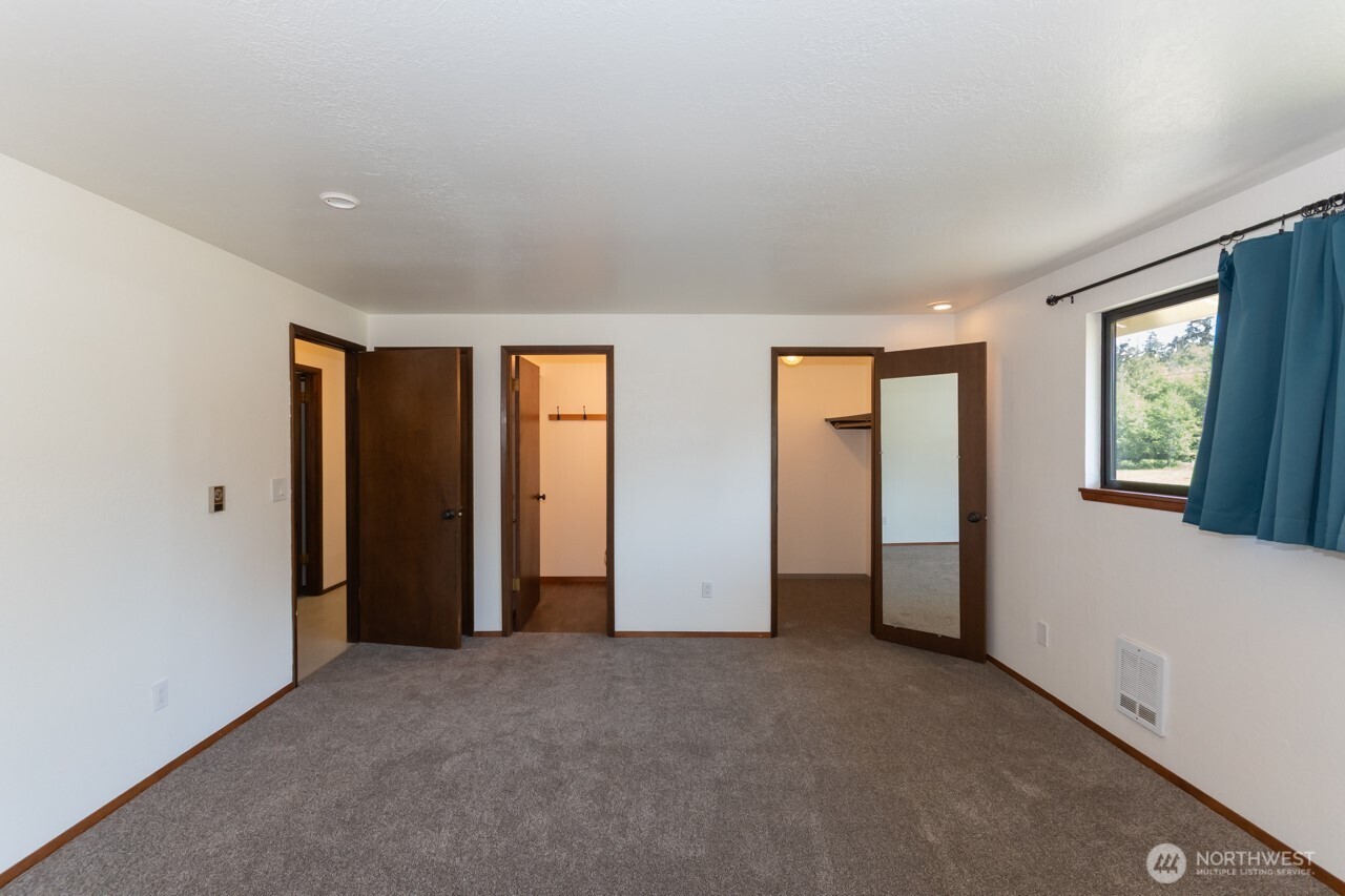 63 E Arnette Road Property Photo 27