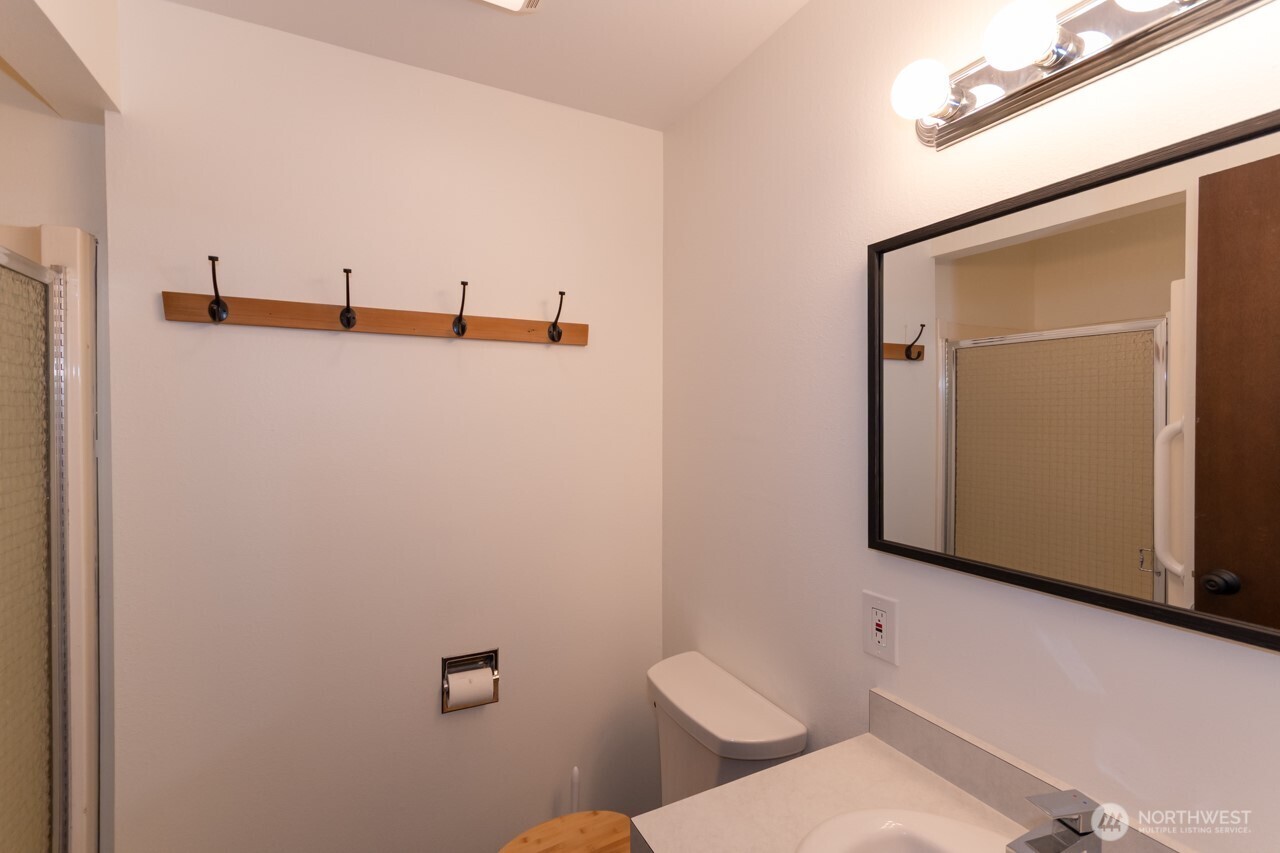 63 E Arnette Road Property Photo 28