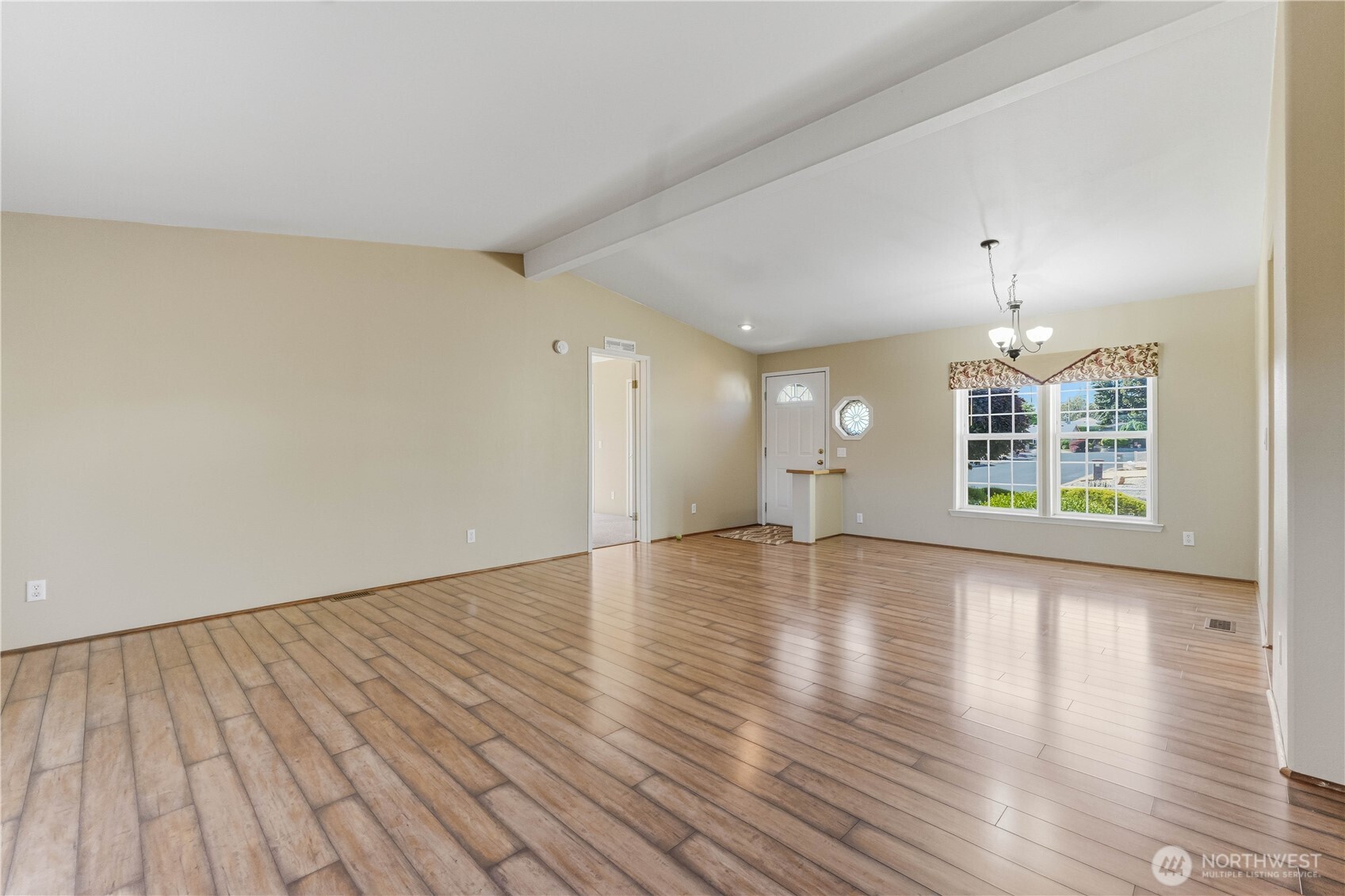 1808 Heritage Drive Property Photo 5