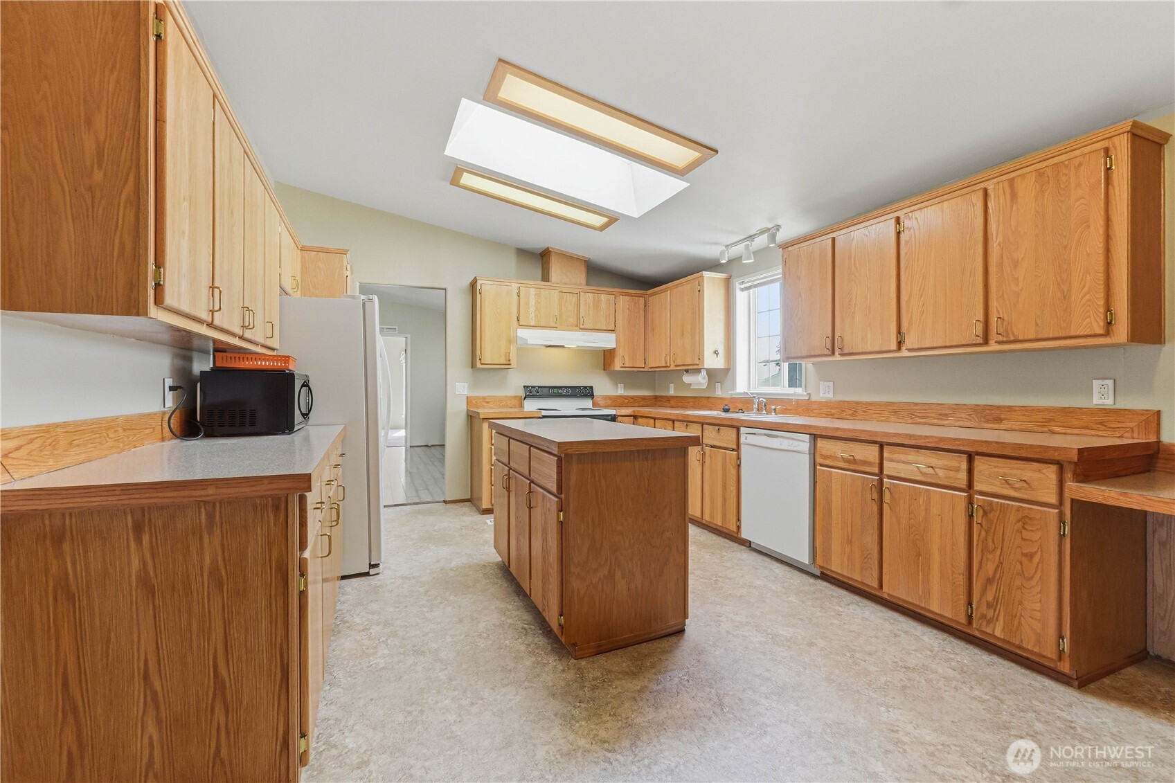 1808 Heritage Drive Property Photo 6