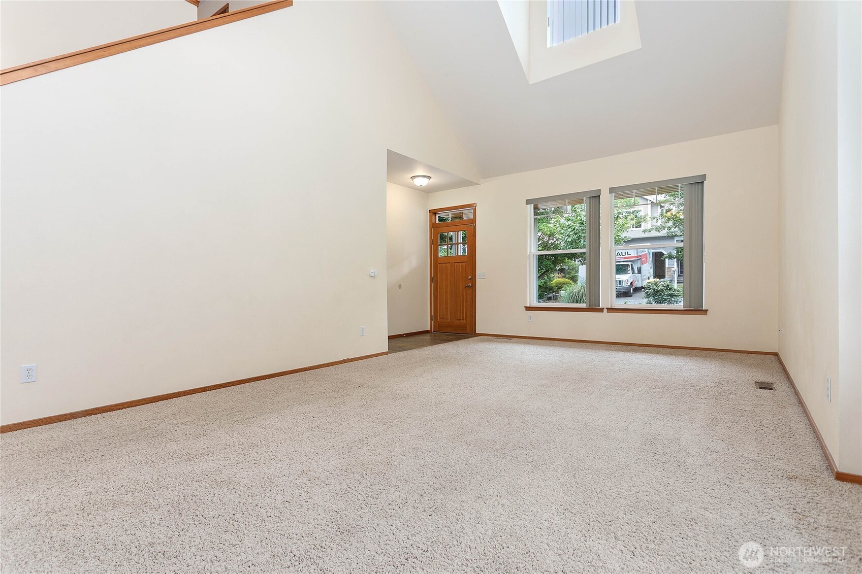 4005 Springland Lane Property Photo 7