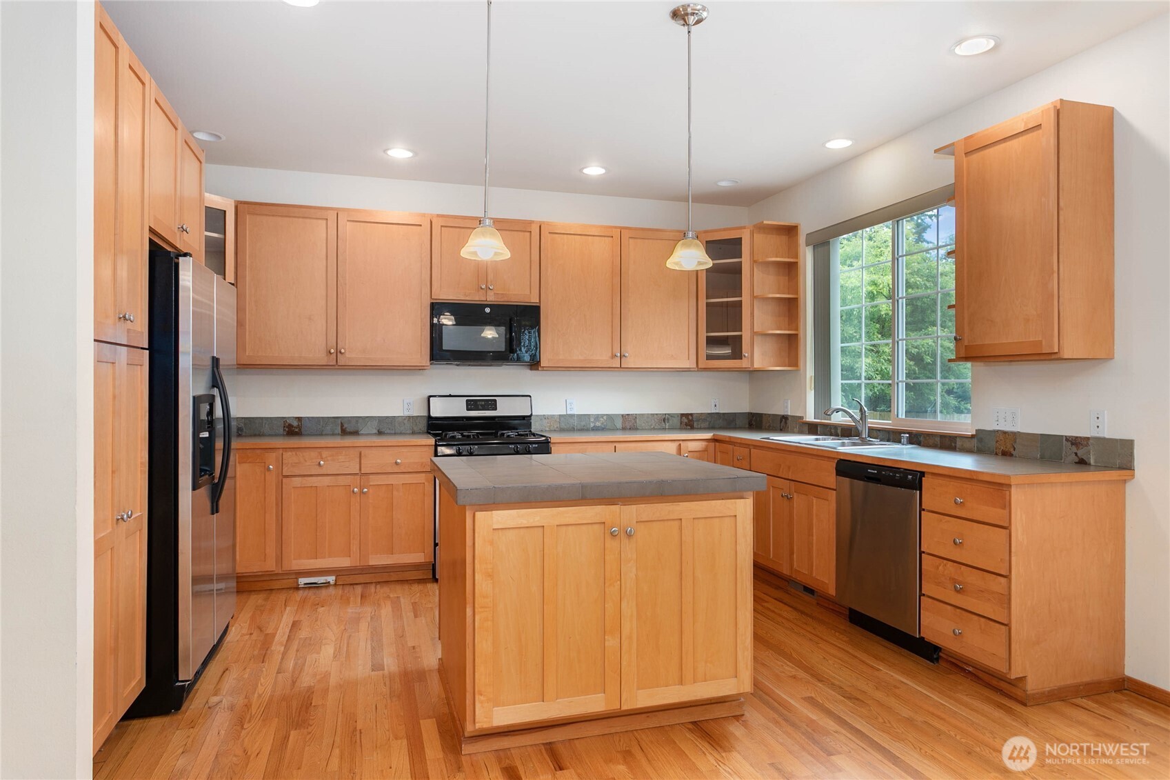 4005 Springland Lane Property Photo 10