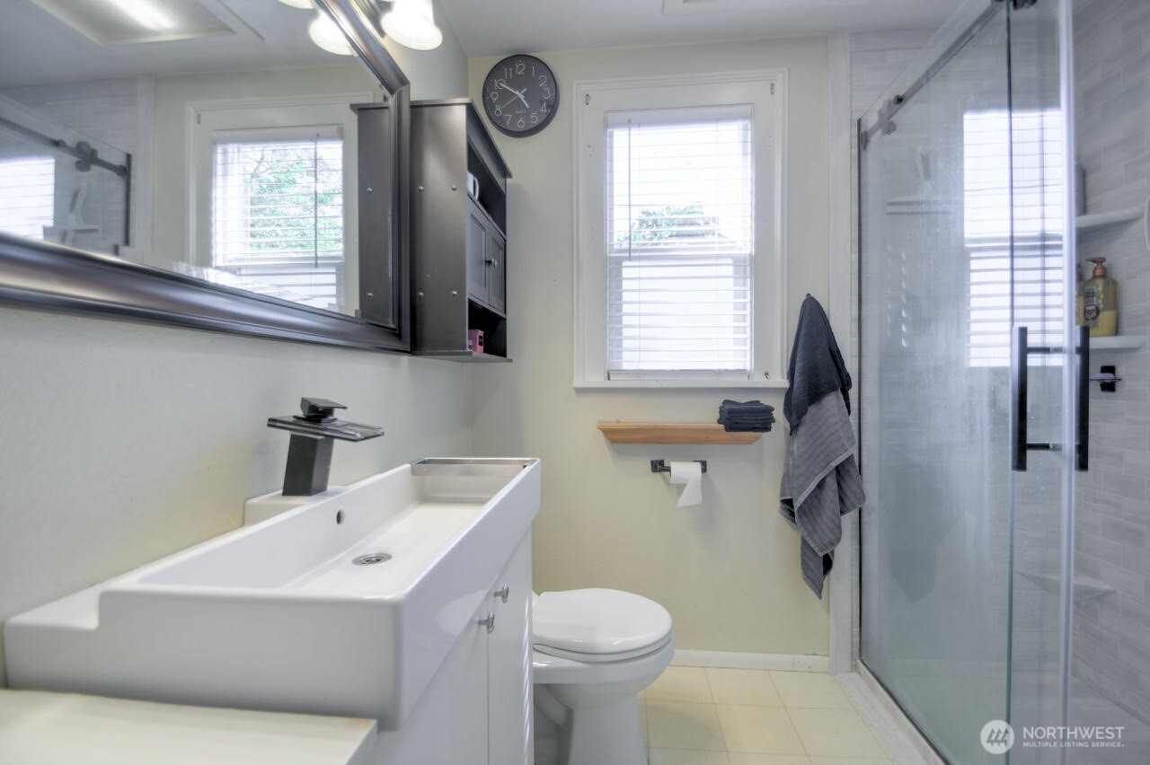 1059 S Market Boulevard Property Photo 12