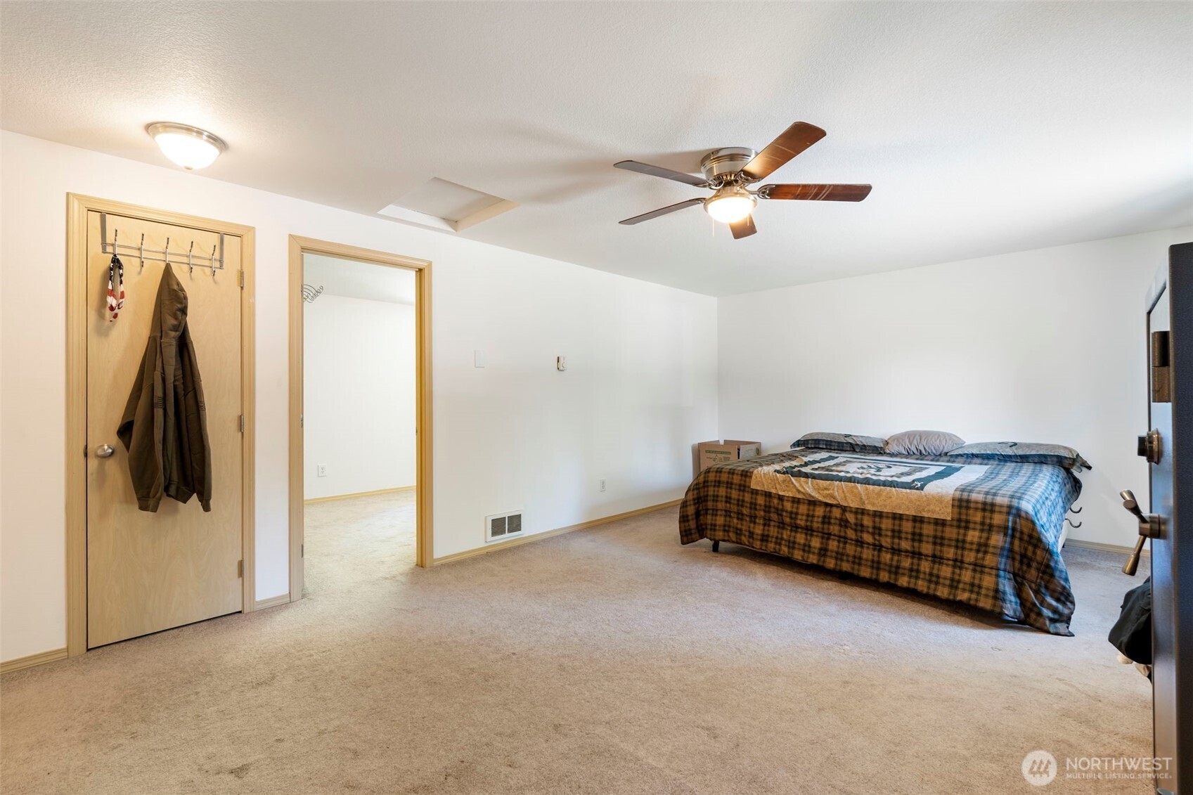 112 Jordan Way Property Photo 7