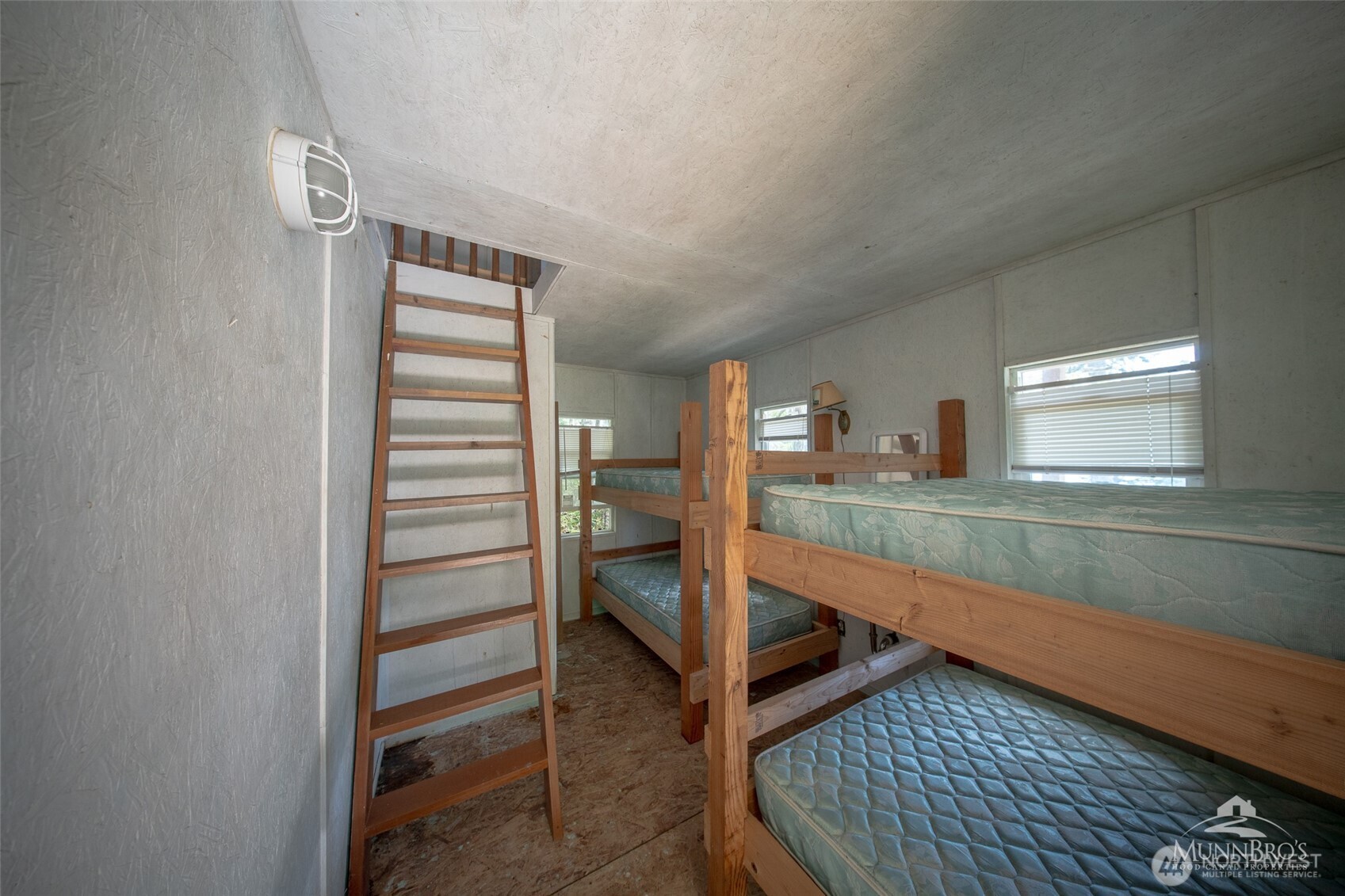 95 Weather-n-heights Property Photo 23