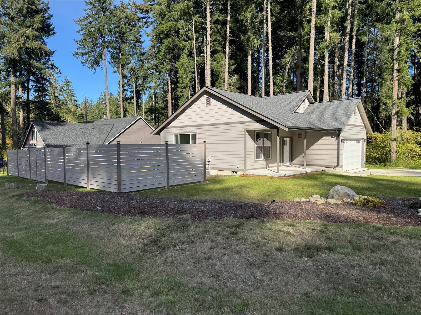 11813 Island Drive Property Photo 3