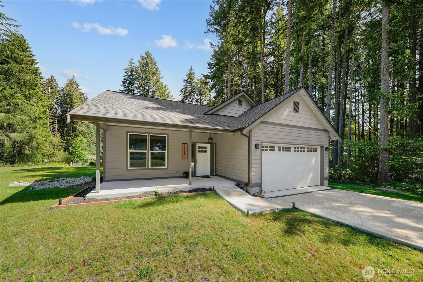 11813 Island Drive Property Photo 4