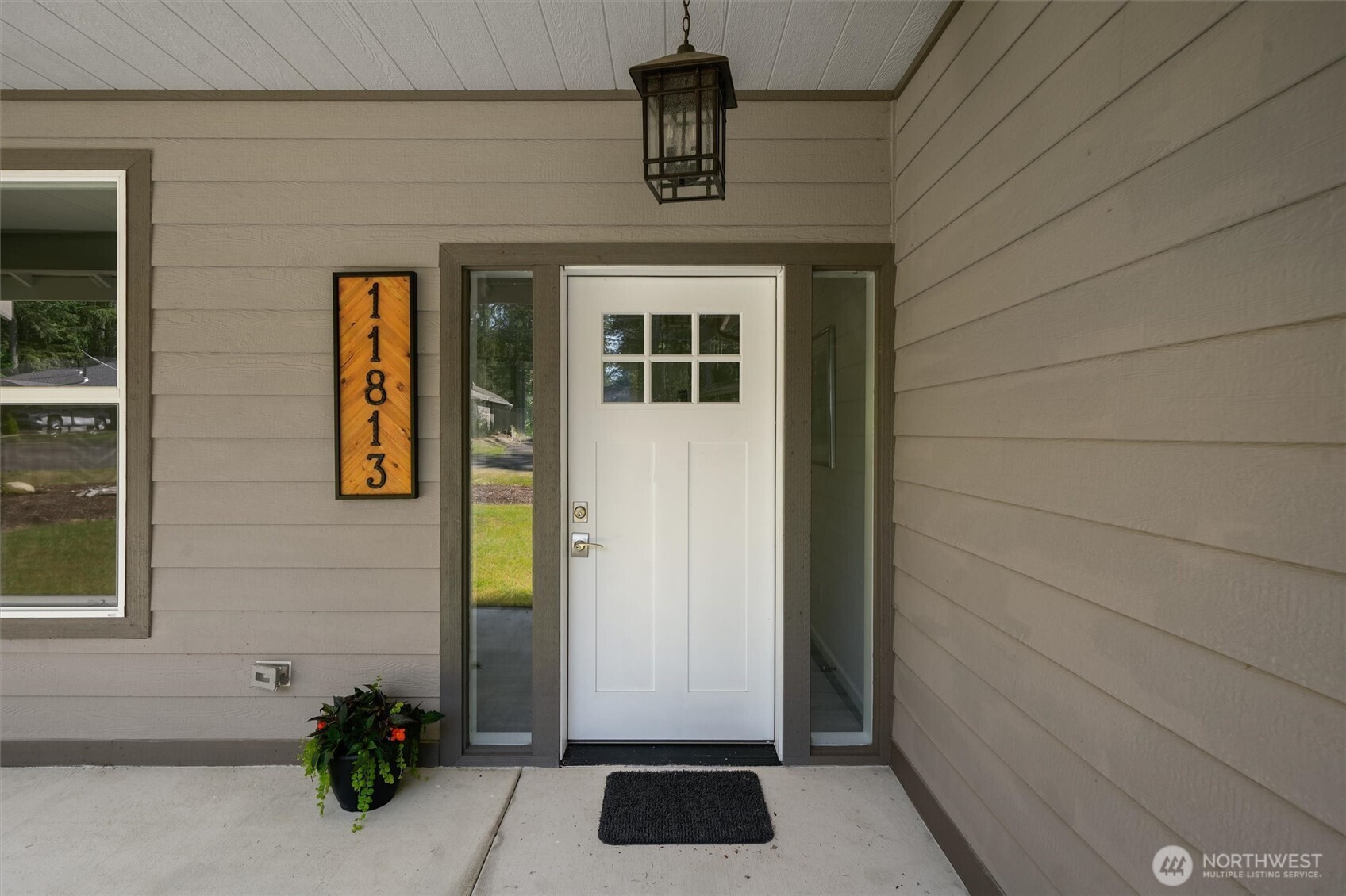 11813 Island Drive Property Photo 9