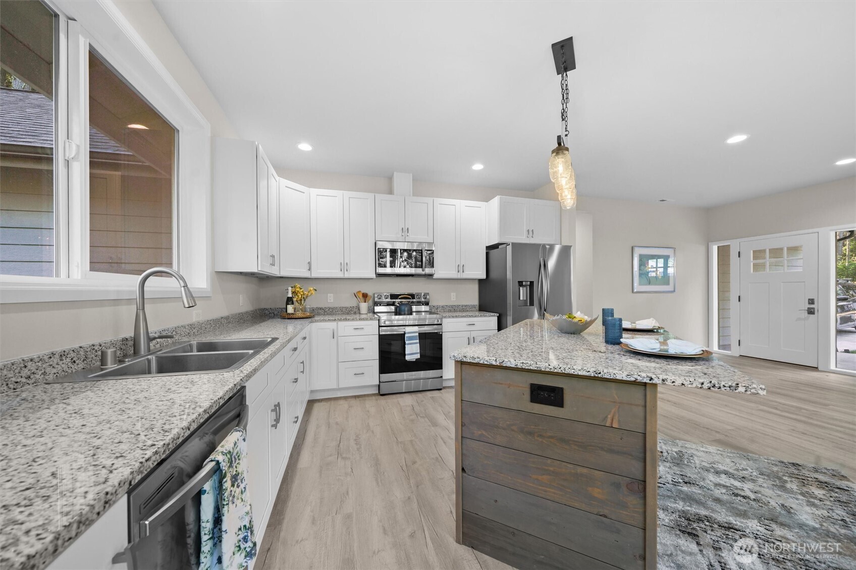 11813 Island Drive Property Photo 16