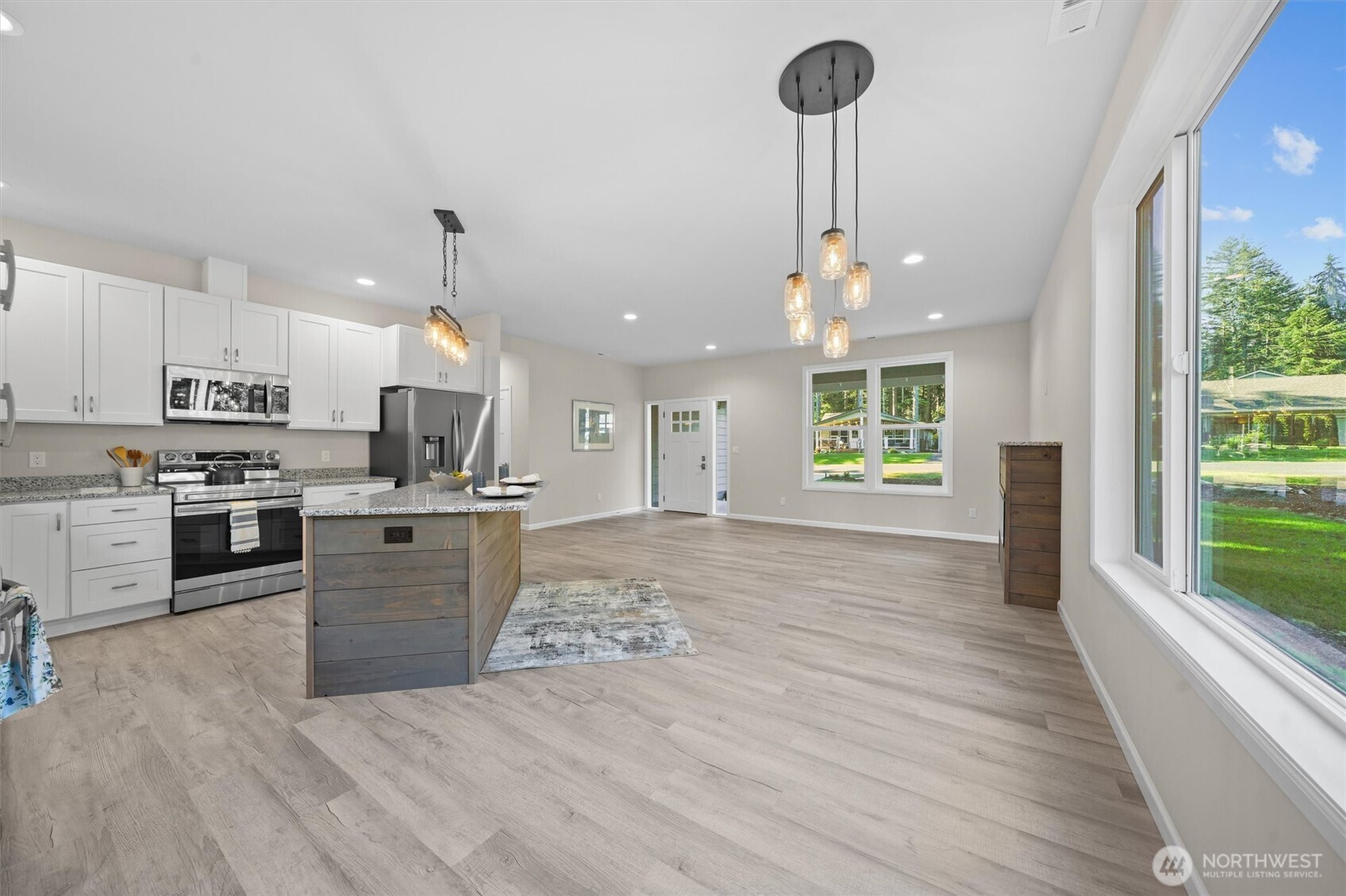 11813 Island Drive Property Photo 18