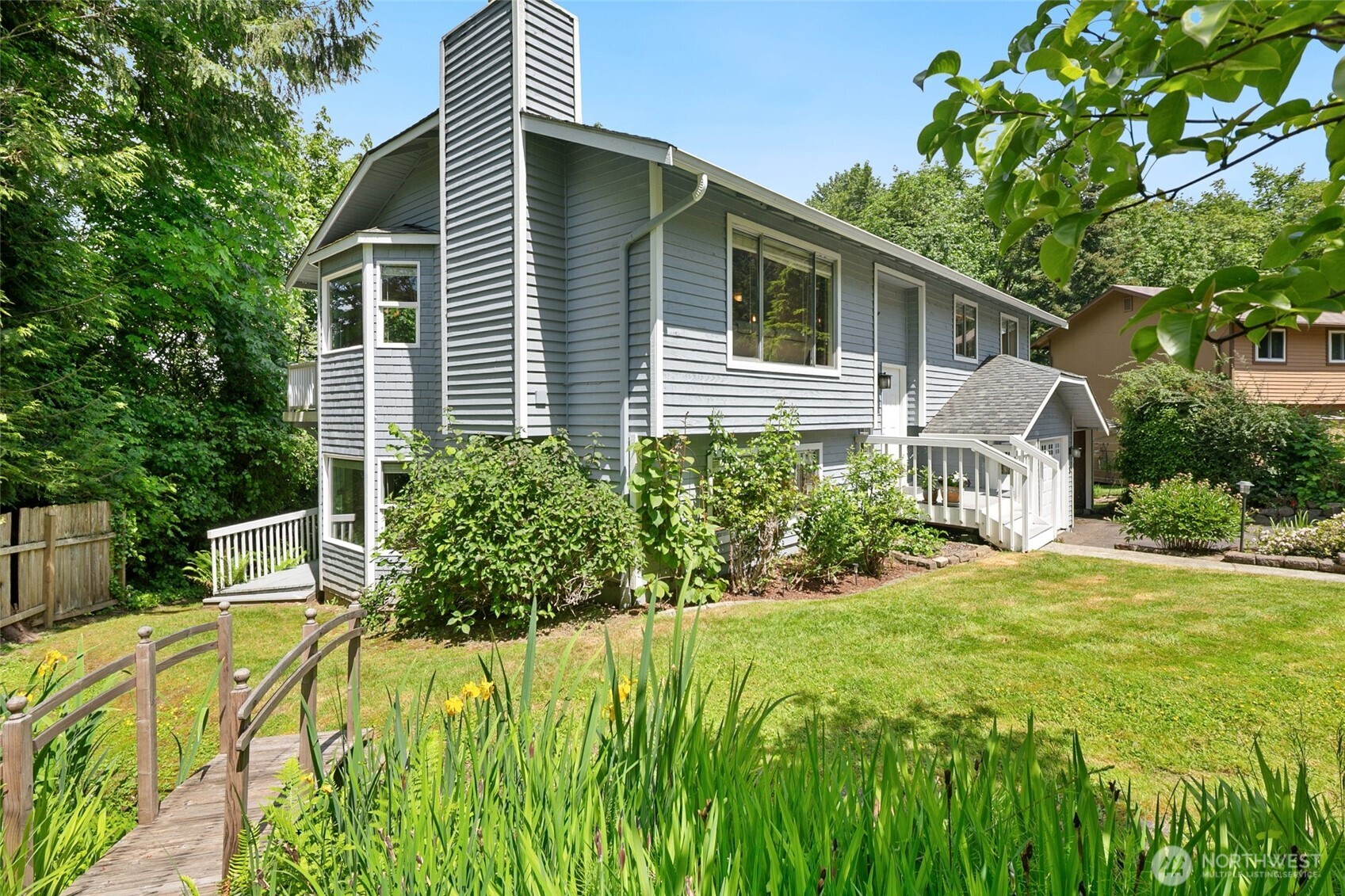 1951 2nd Street Property Photo 4