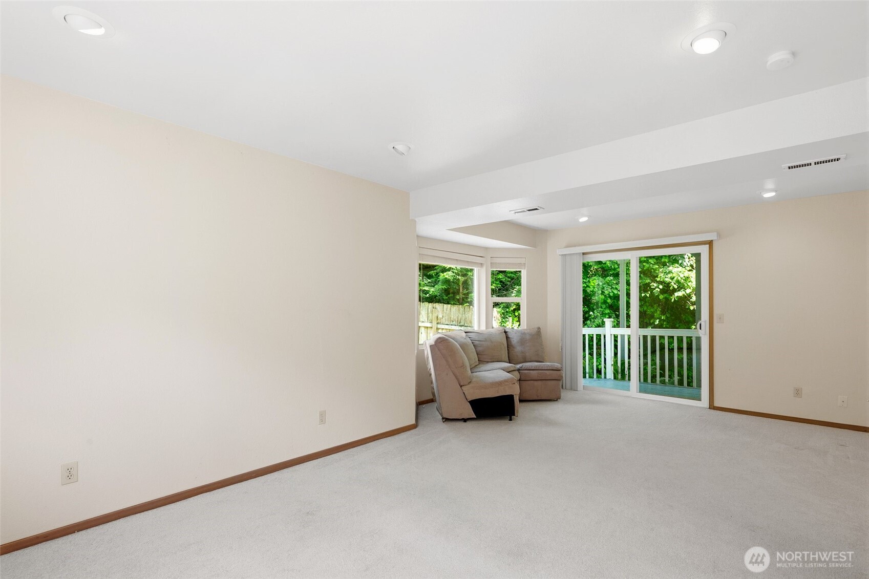 1951 2nd Street Property Photo 26