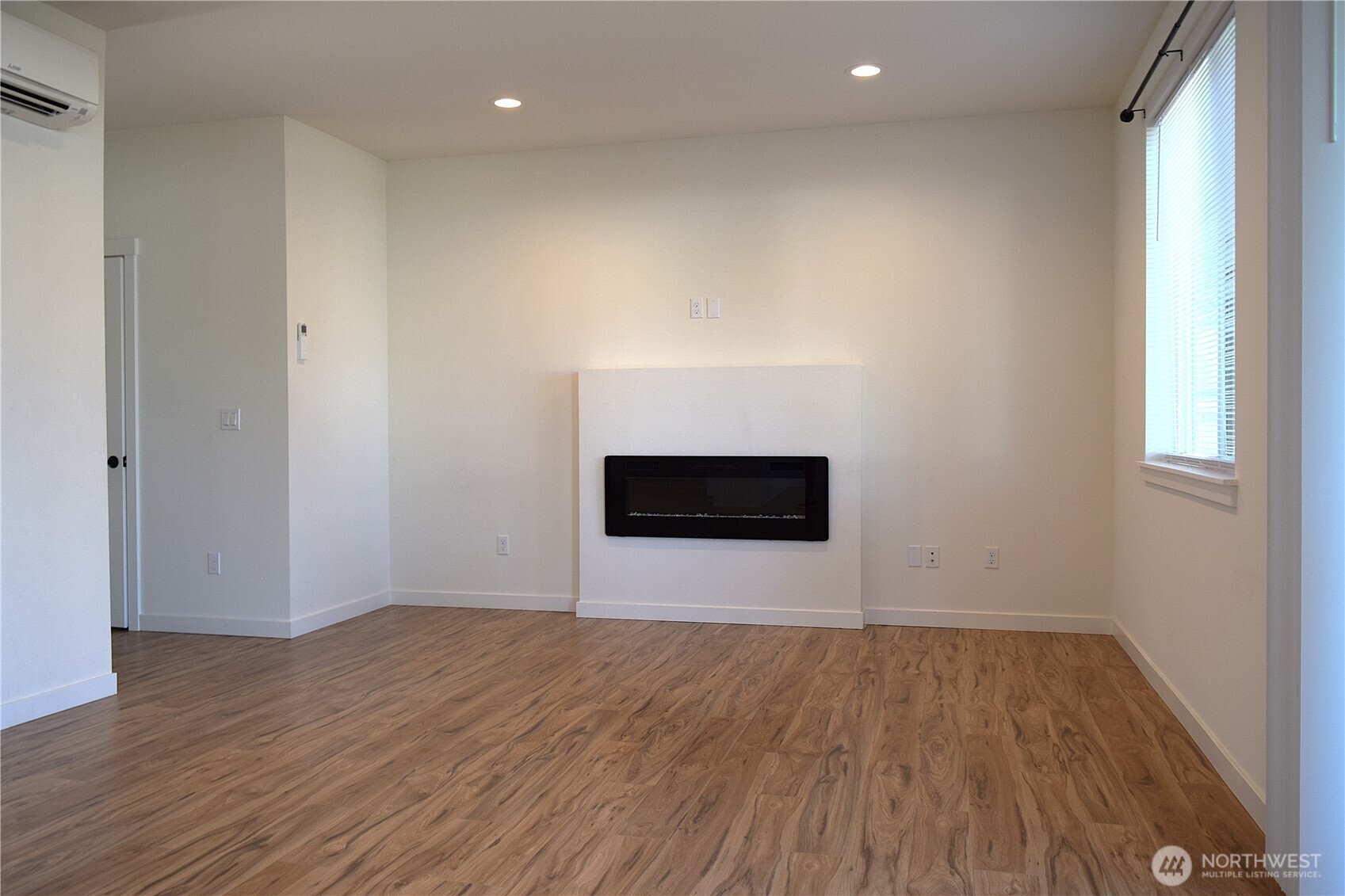 1055 Montague Avenue Property Photo 10