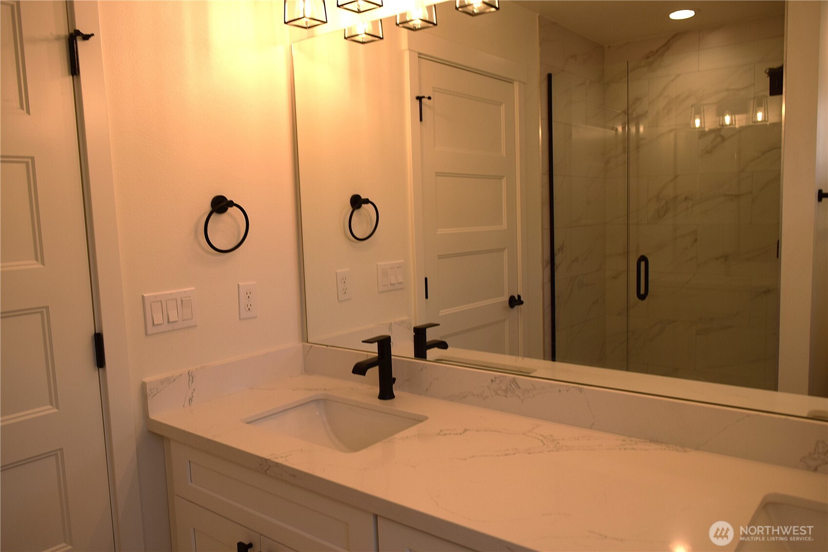 1055 Montague Avenue Property Photo 17