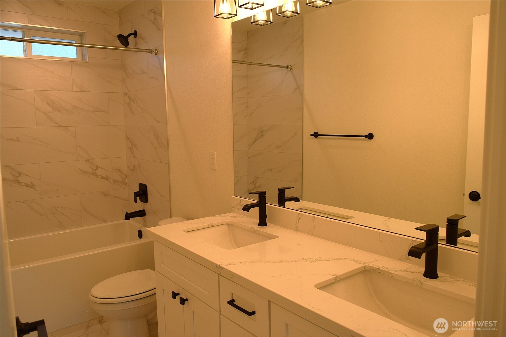 1055 Montague Avenue Property Photo 19