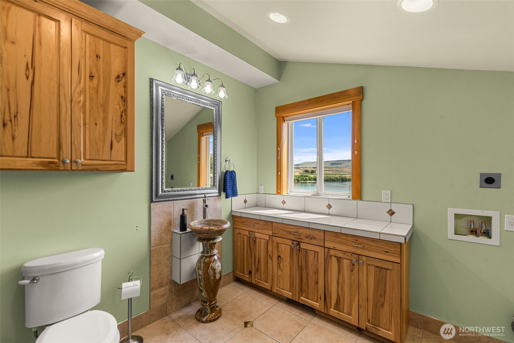1307 Jefferson Avenue Property Photo 28