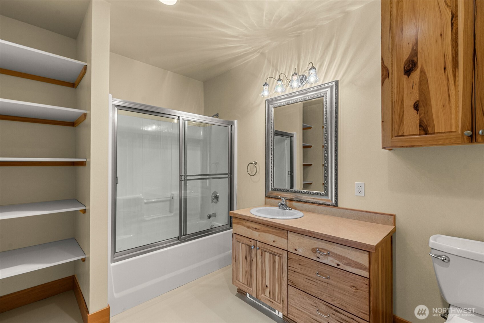 1307 Jefferson Avenue Property Photo 32