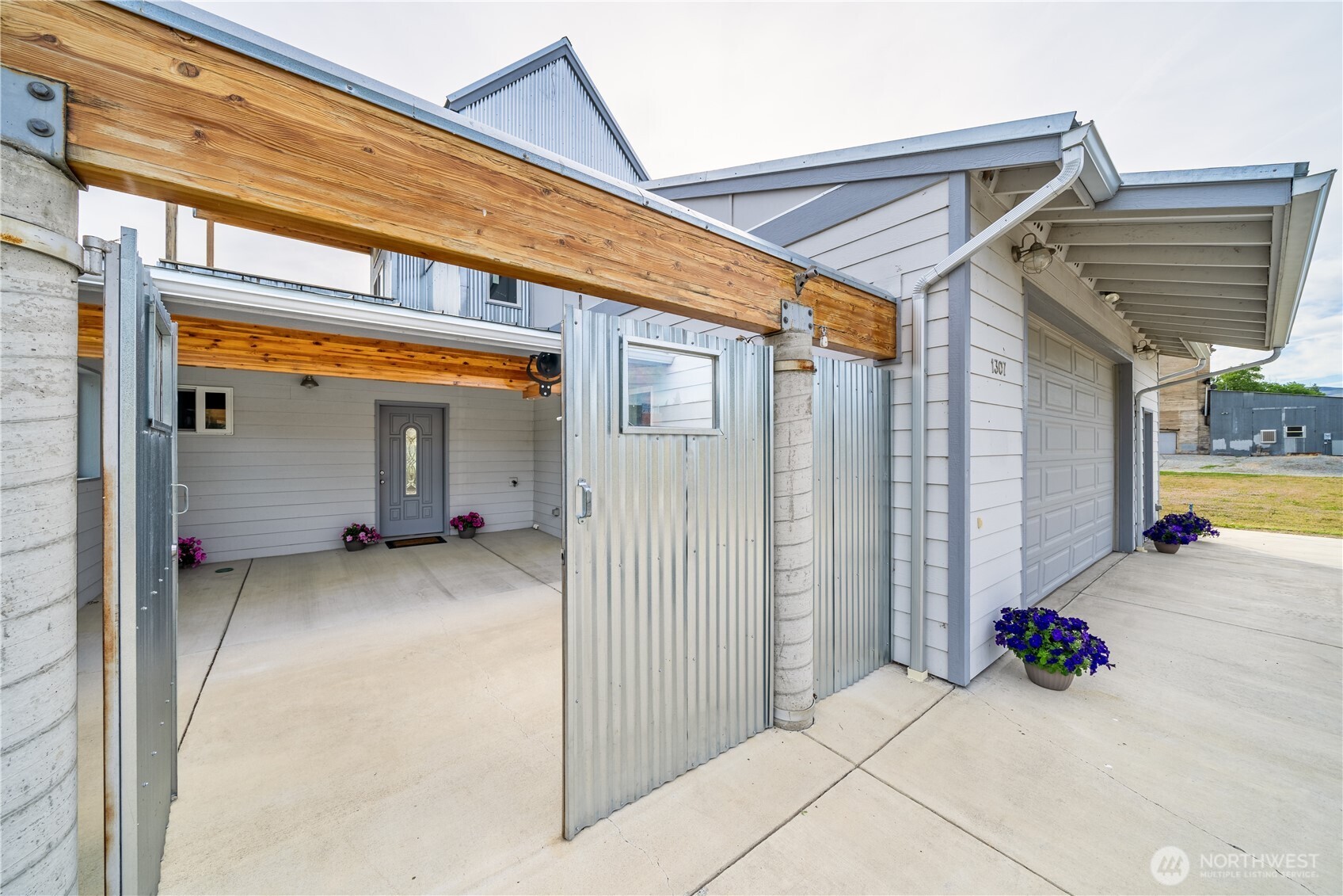 1307 Jefferson Avenue Property Photo 33