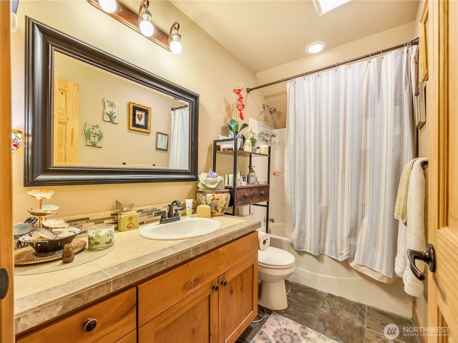 19409 U Place Property Photo 34