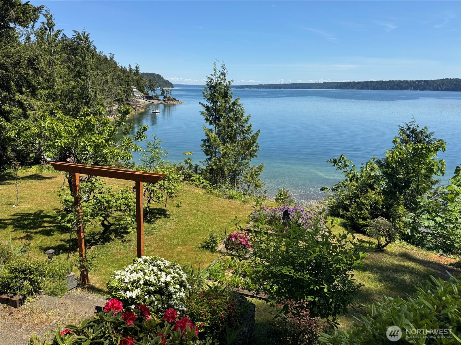 311231 Highway 101 Property Photo 4