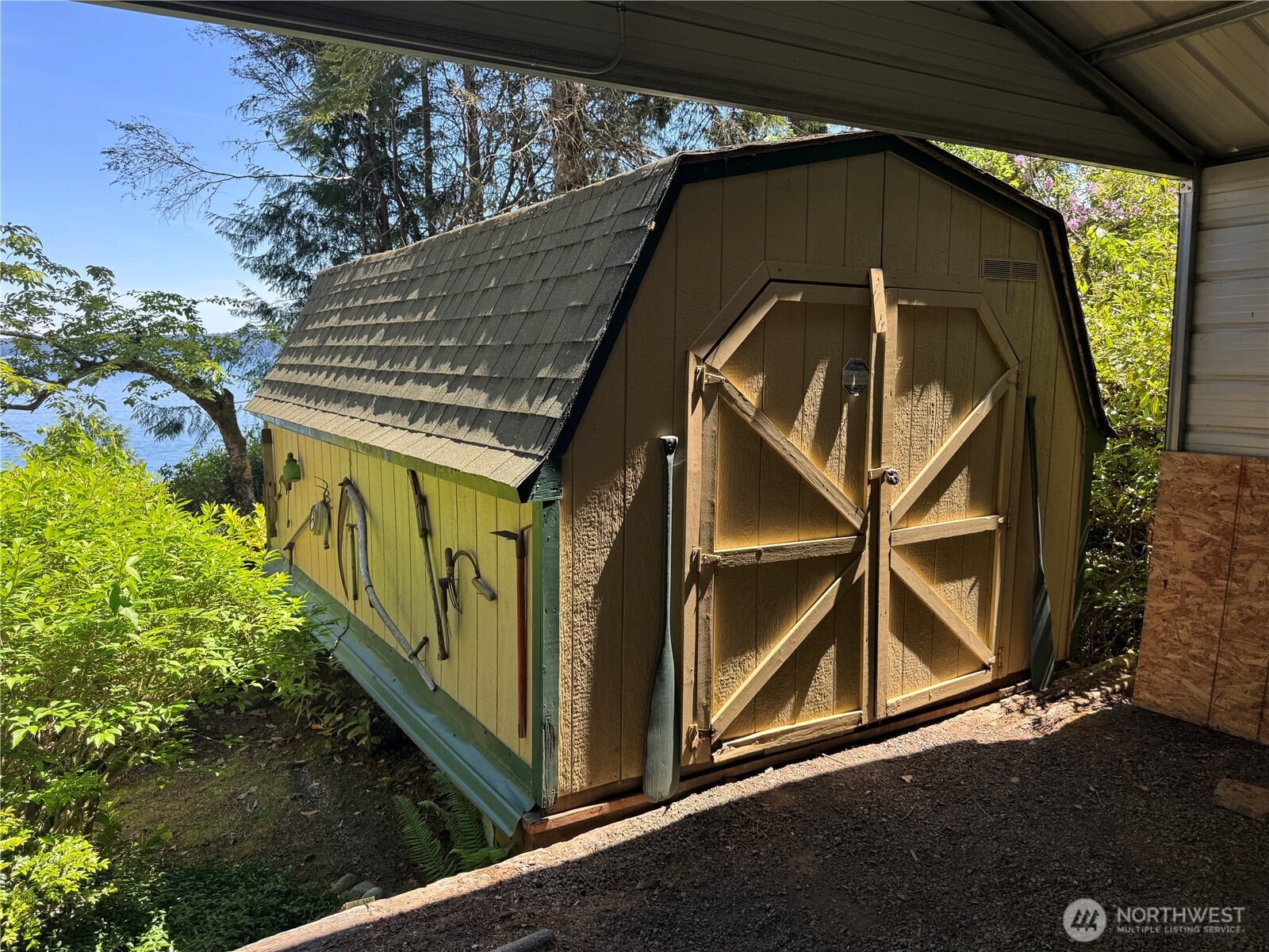 311231 Highway 101 Property Photo 39