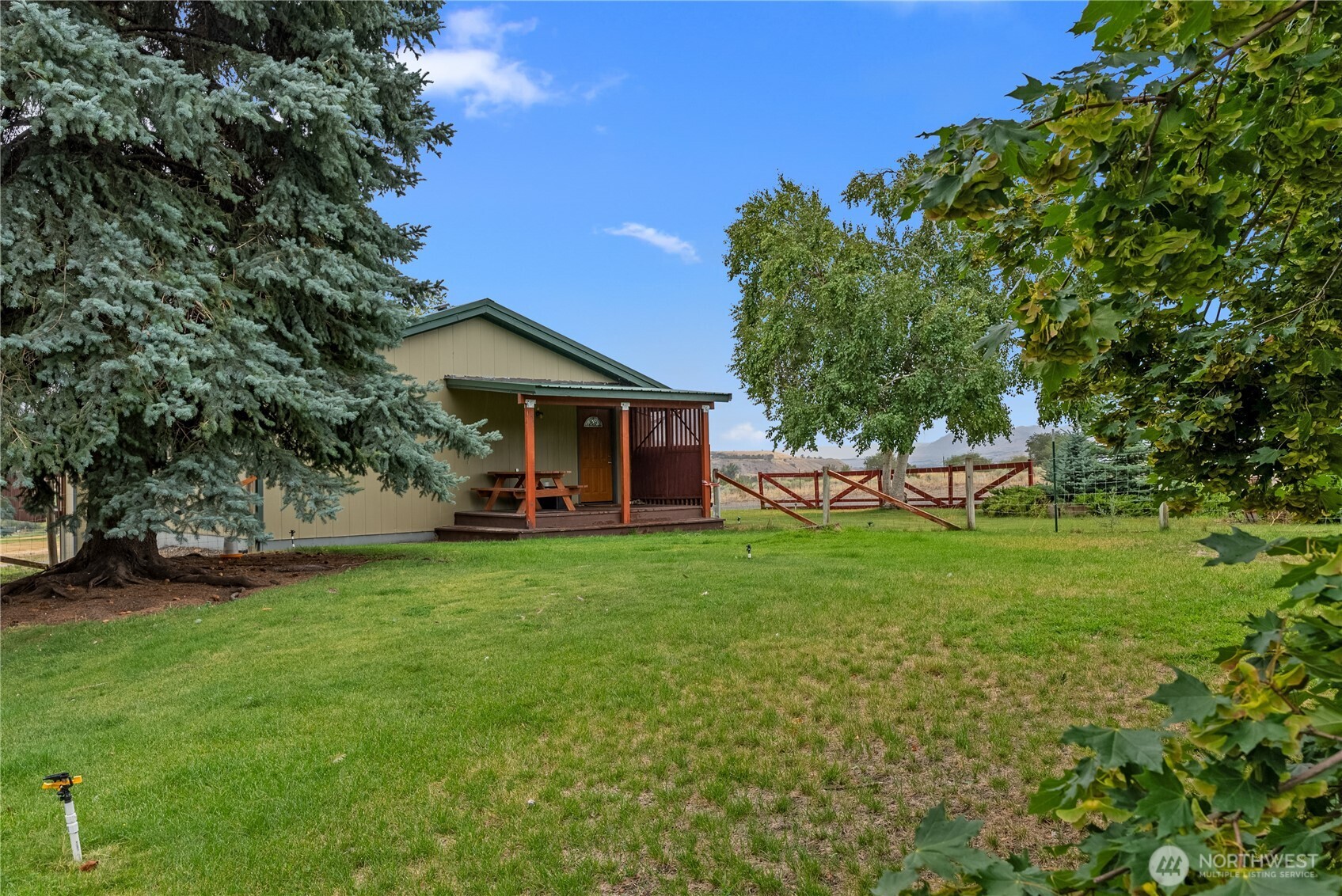 5 Parkway Street Property Photo 39