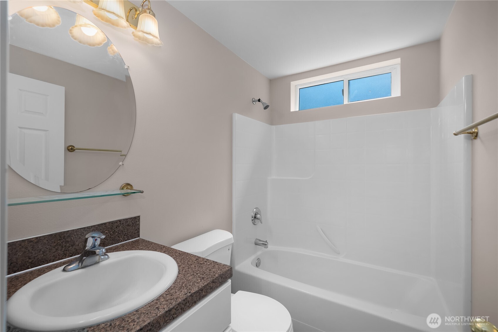 9725 Channel Drive Property Photo 19