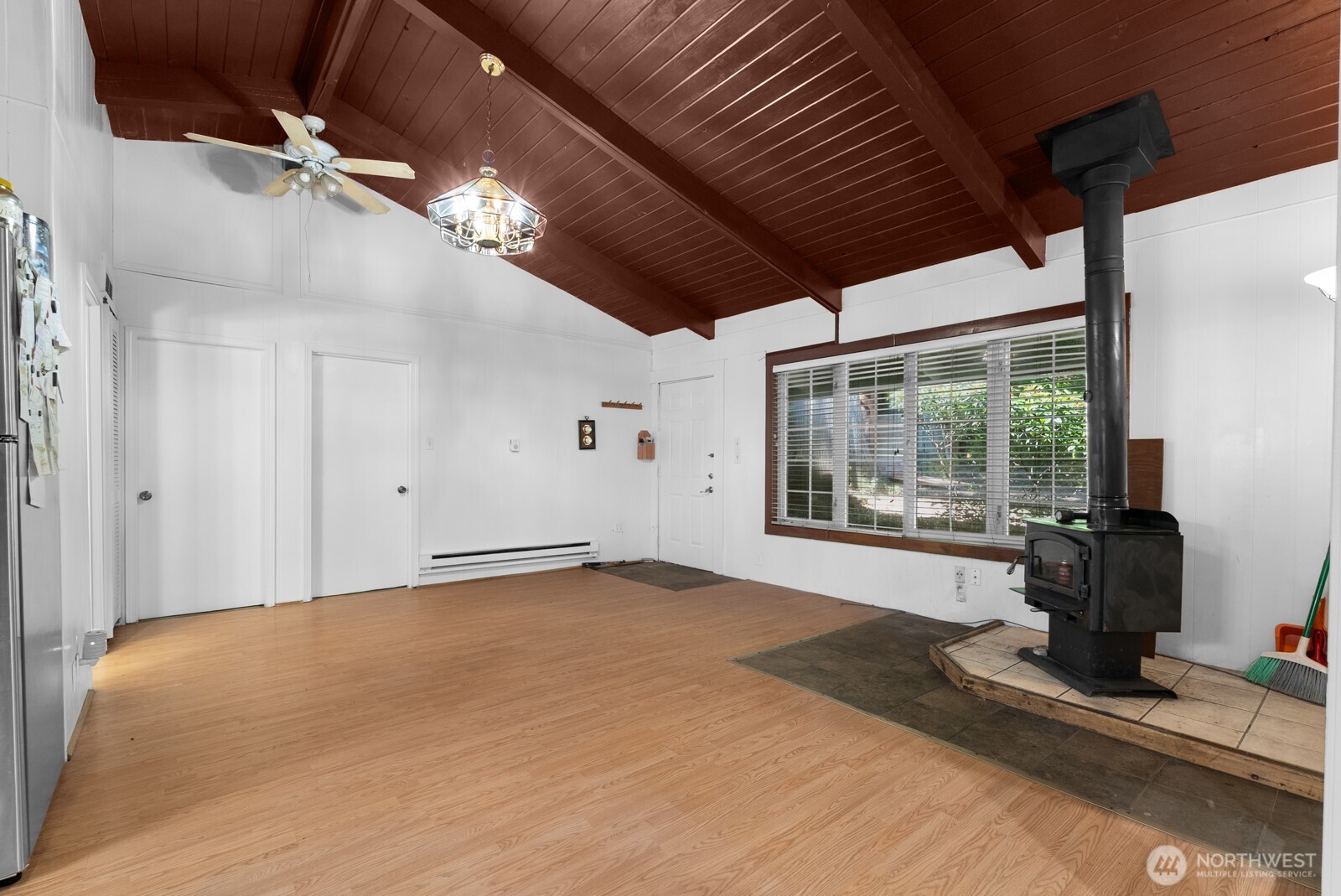 31 N Colony Surf Drive Property Photo 11