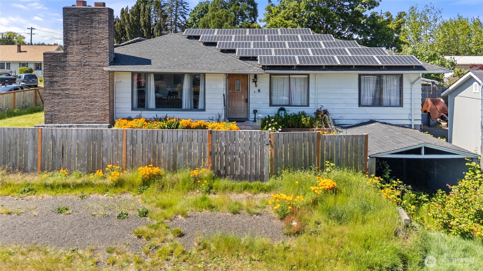 306 E I Street Property Photo 1