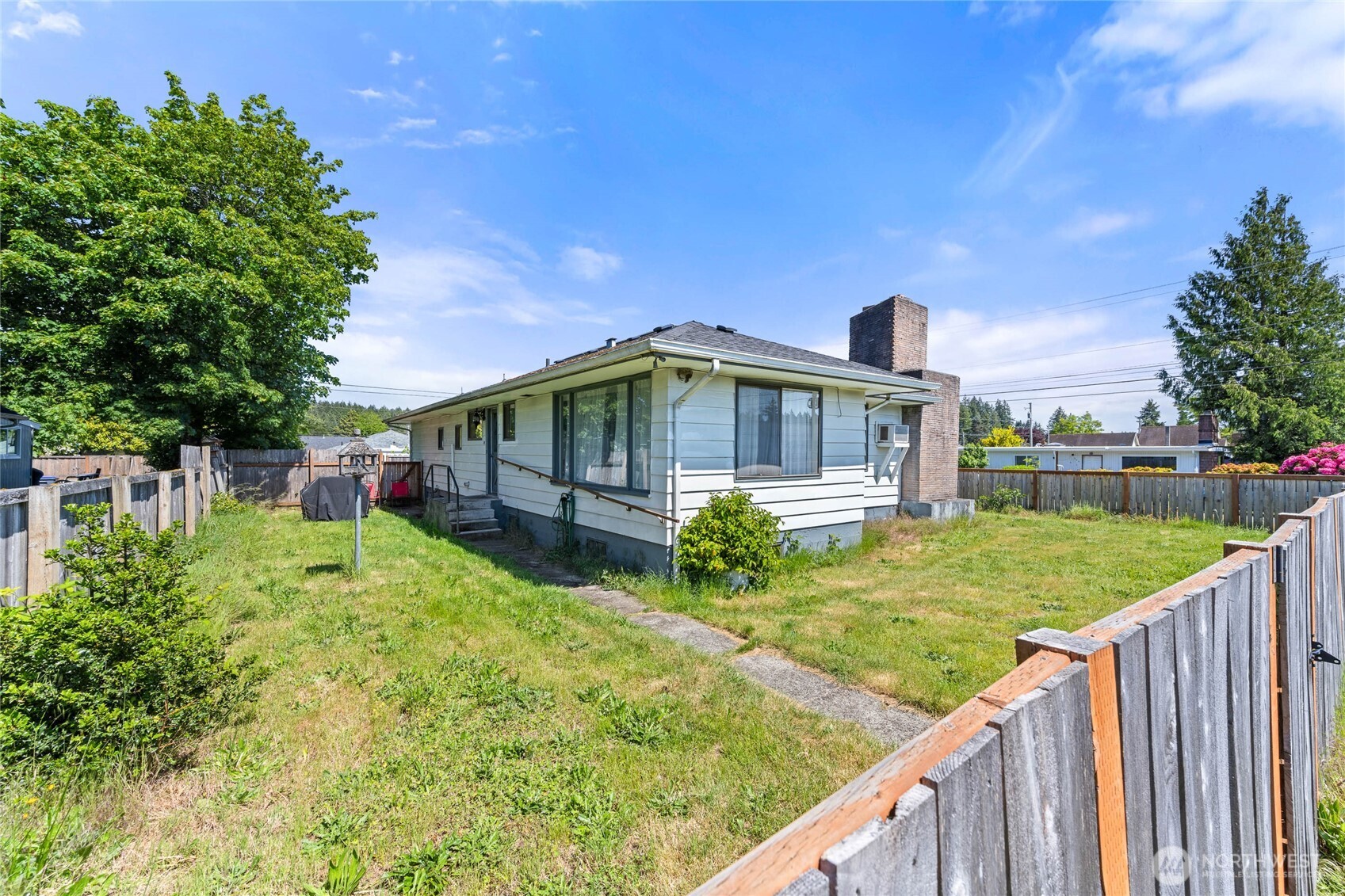 306 E I Street Property Photo 27