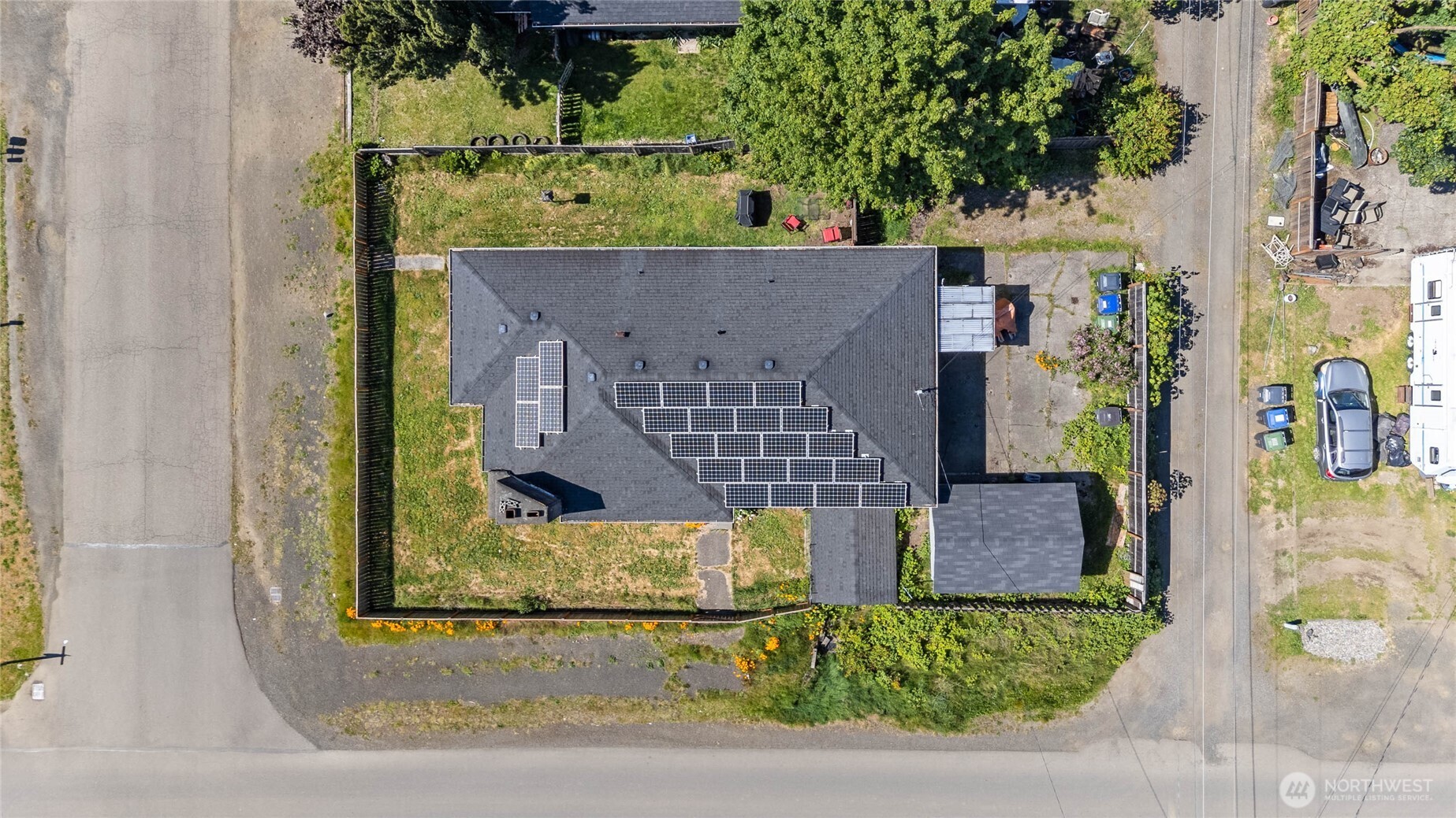 306 E I Street Property Photo 33