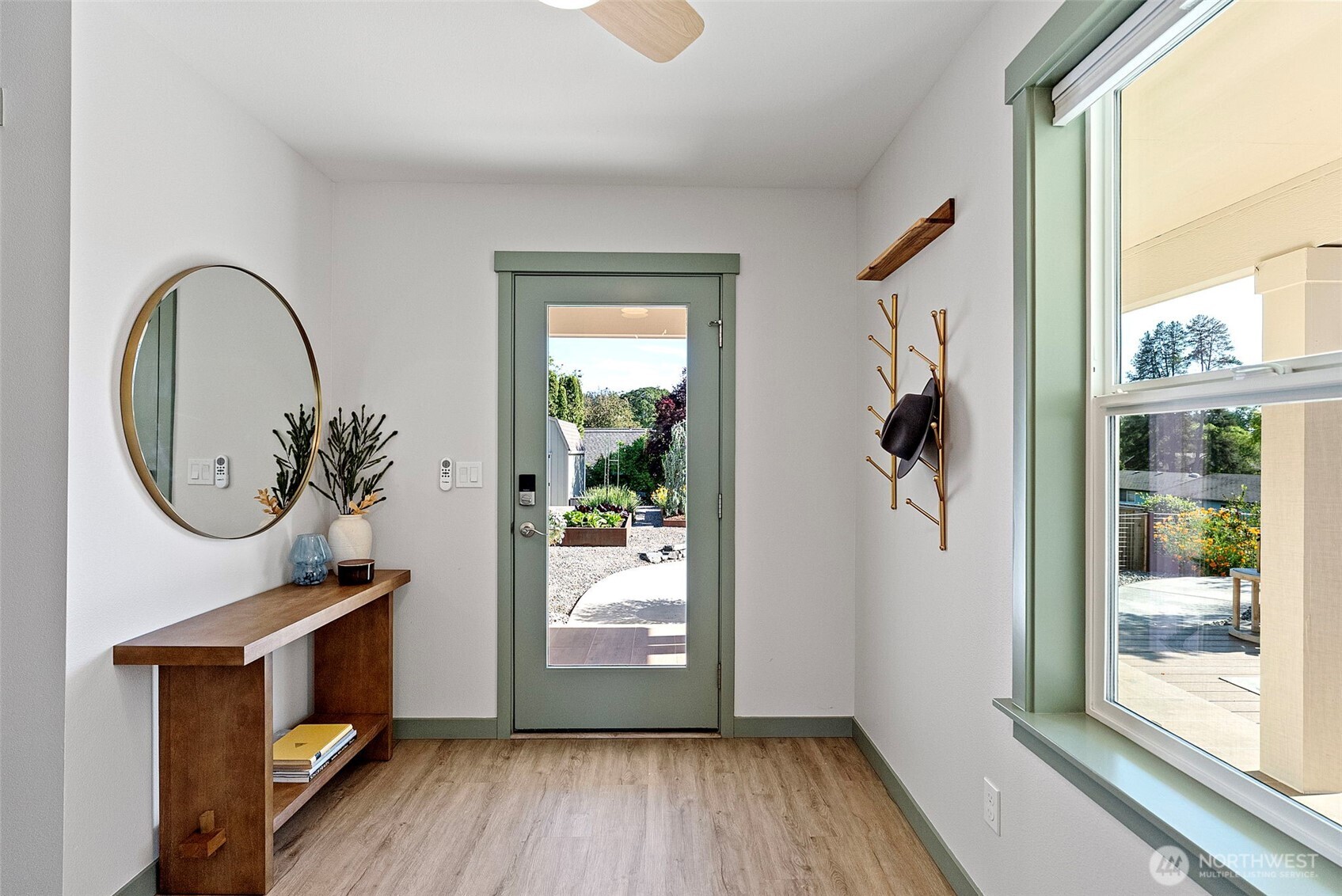 503 5th Street Property Photo 3