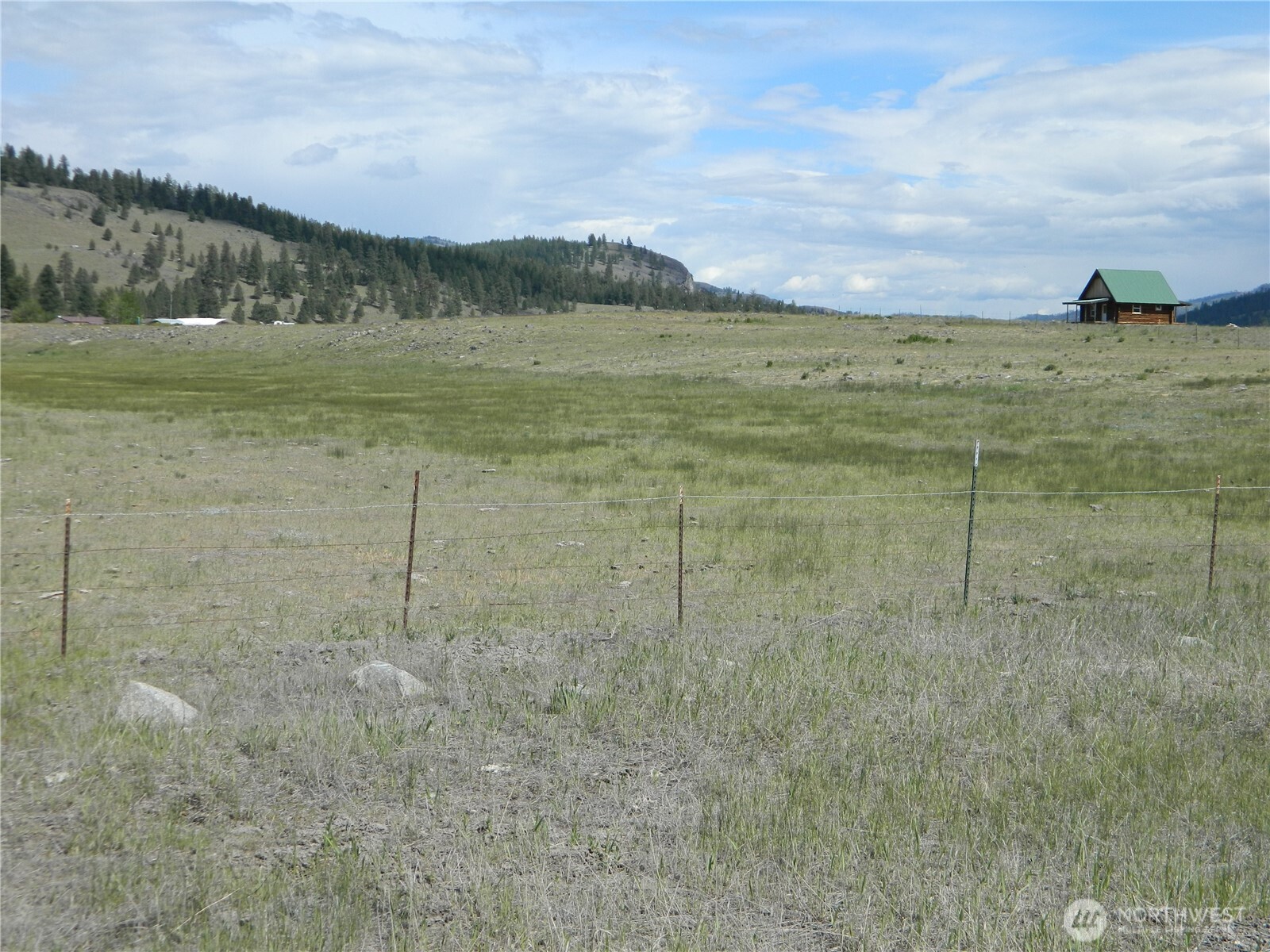 4 Duck Flats Road Property Photo 2