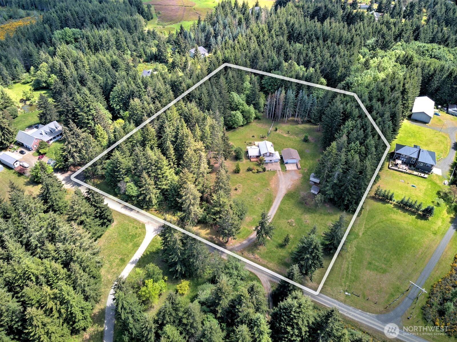 21 Se Majestic View Drive Property Photo 2