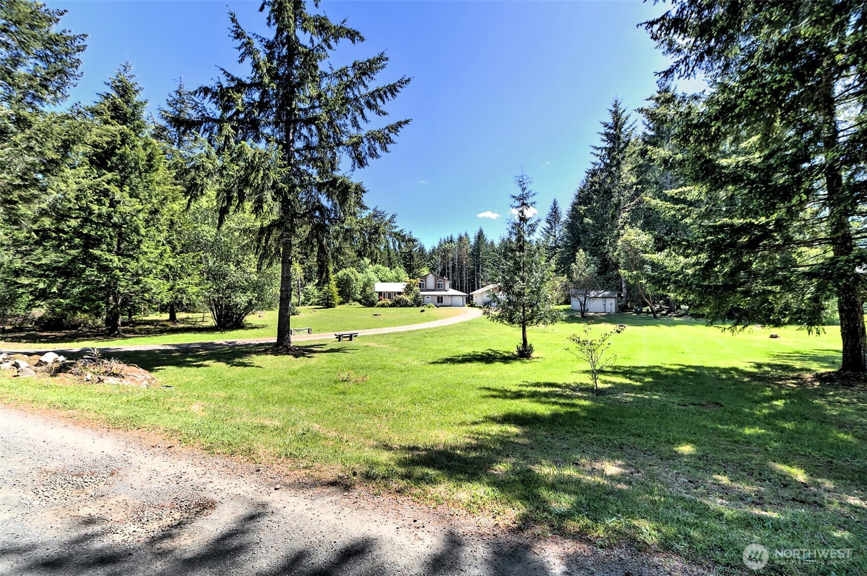 21 Se Majestic View Drive Property Photo 5