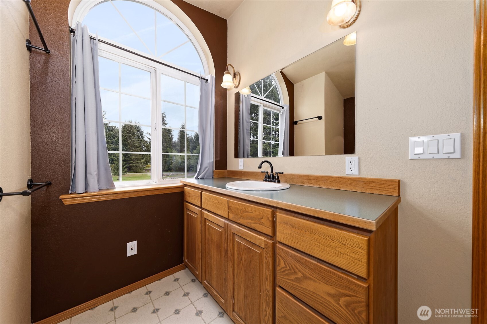 21 Se Majestic View Drive Property Photo 19