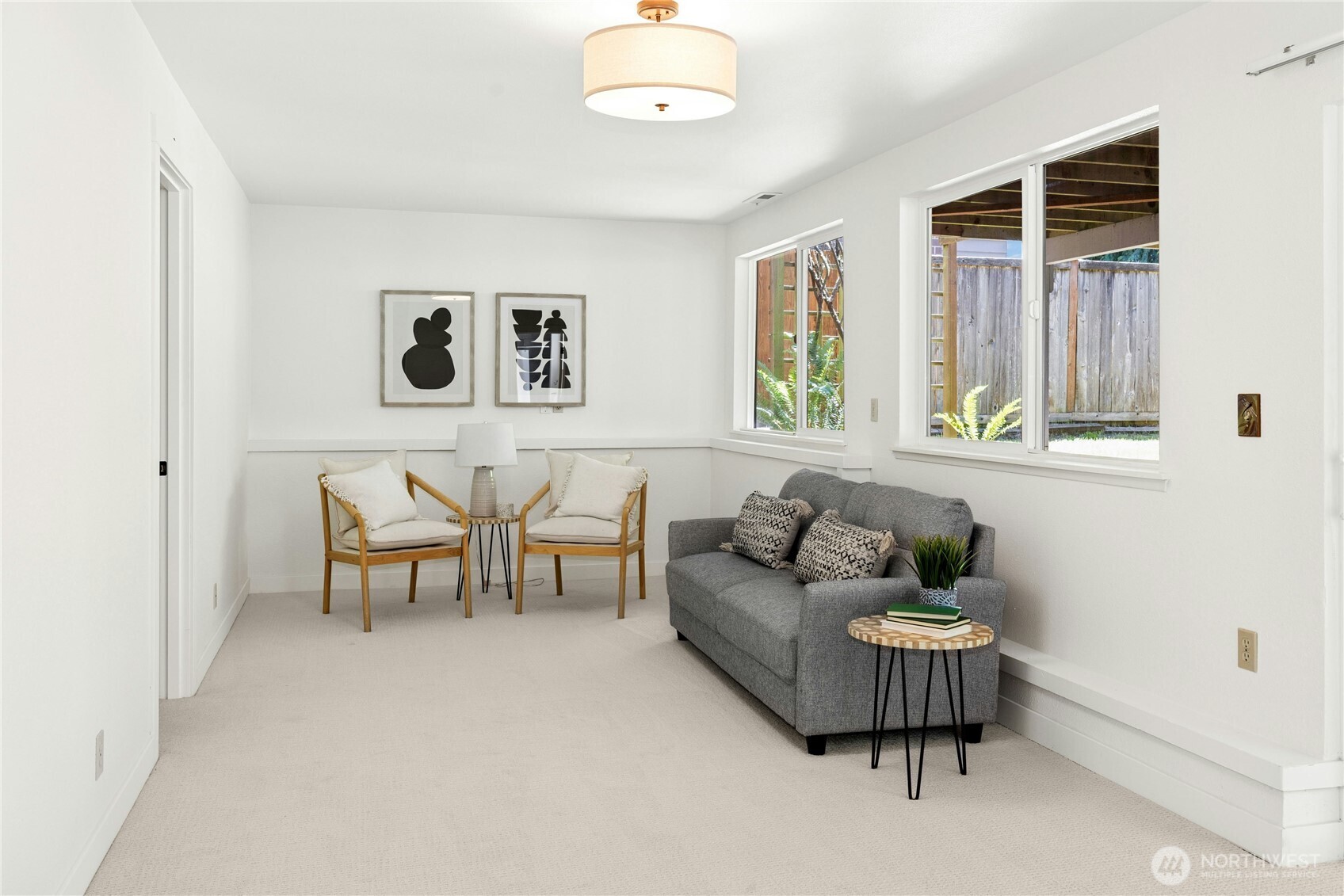 2051 Ne Bartre Court Property Photo 19