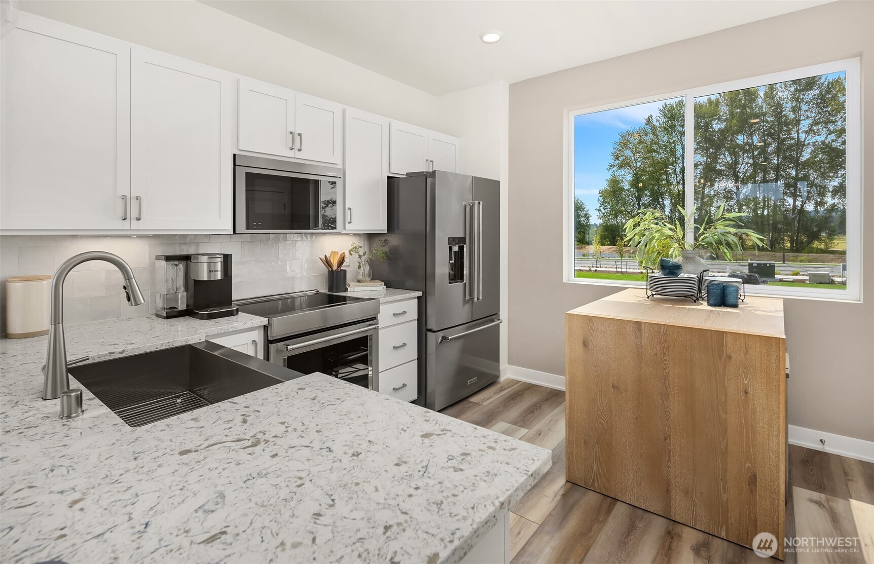 16017 23rd Avenue Property Photo 4
