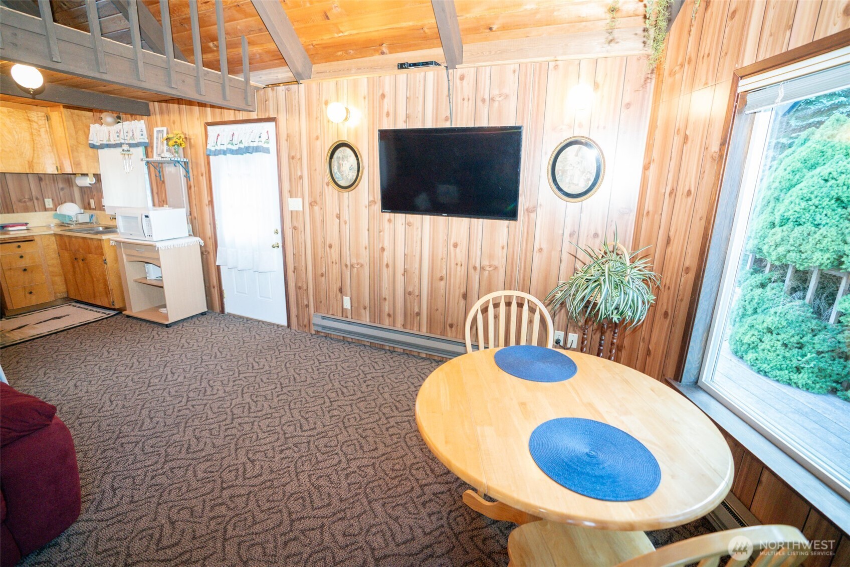 120 N Ayock Beach Drive Property Photo 8