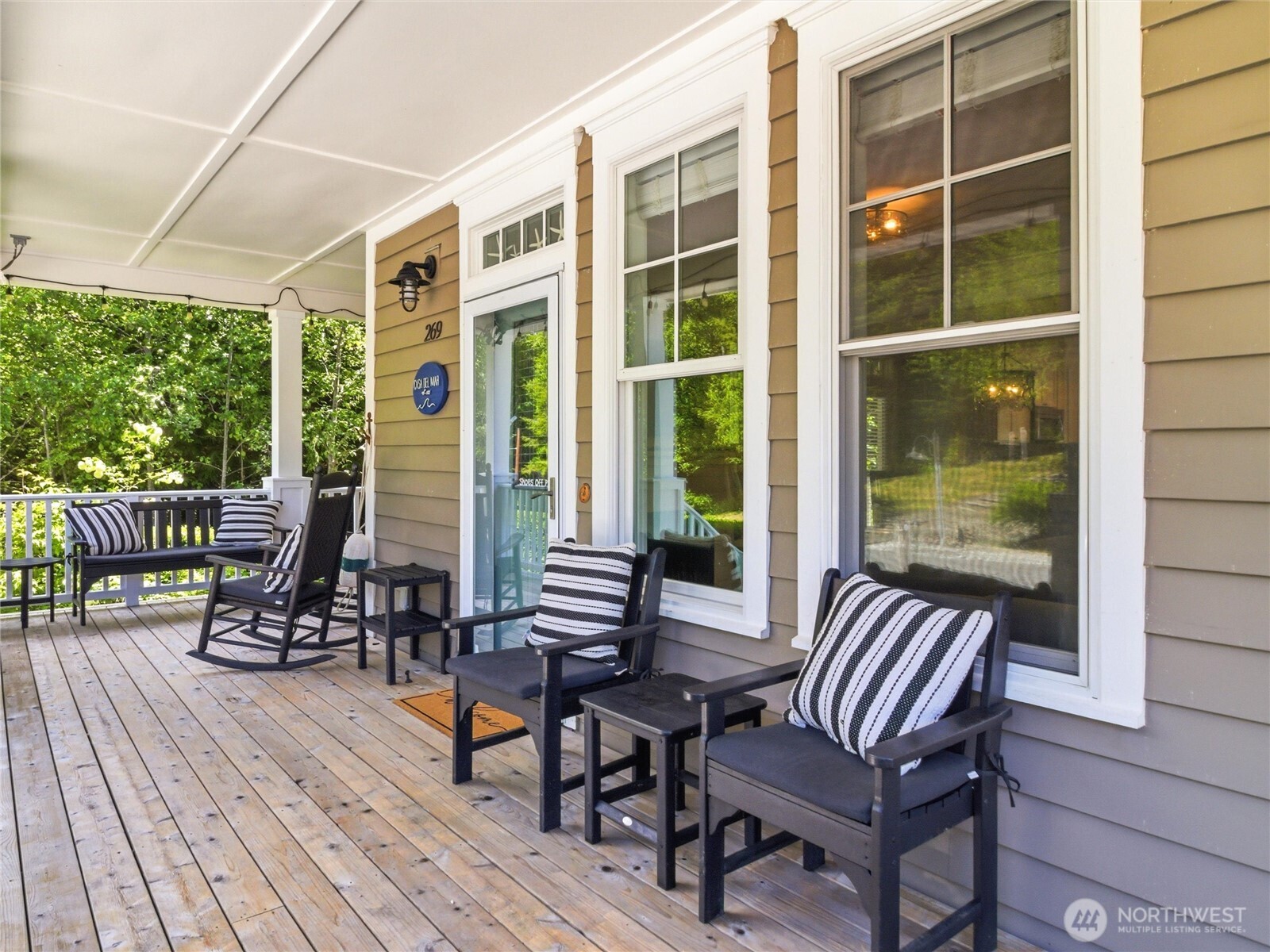 269 Compass Street Property Photo 3