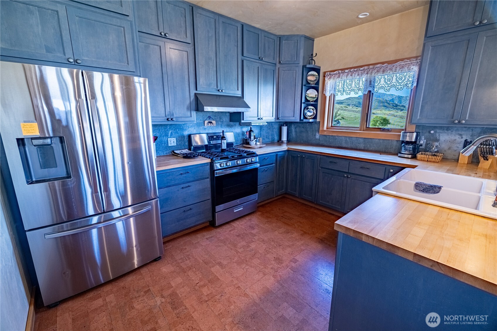 74 Sawtooth View Road Property Photo 11